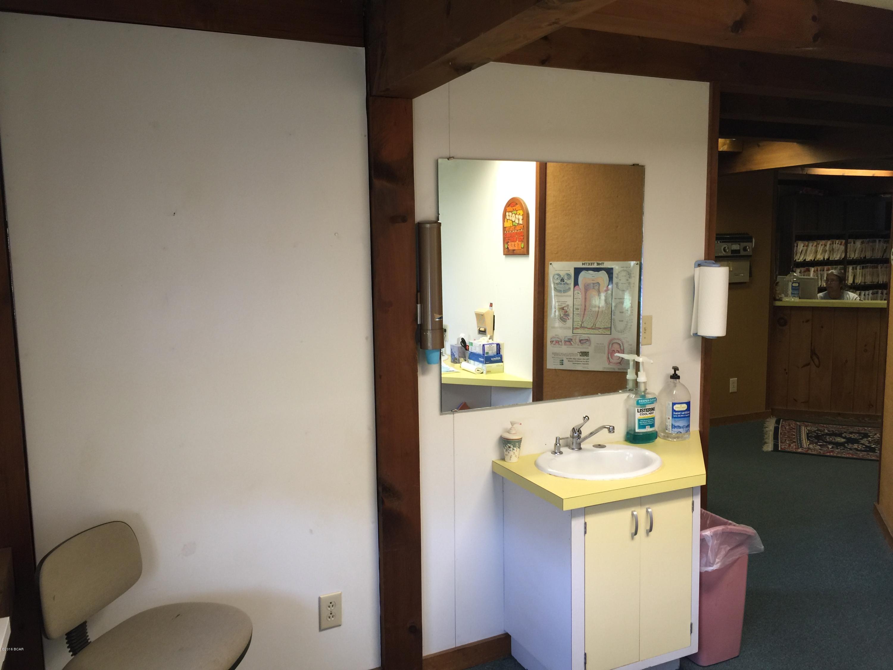 Monroeville - Commercial Sale