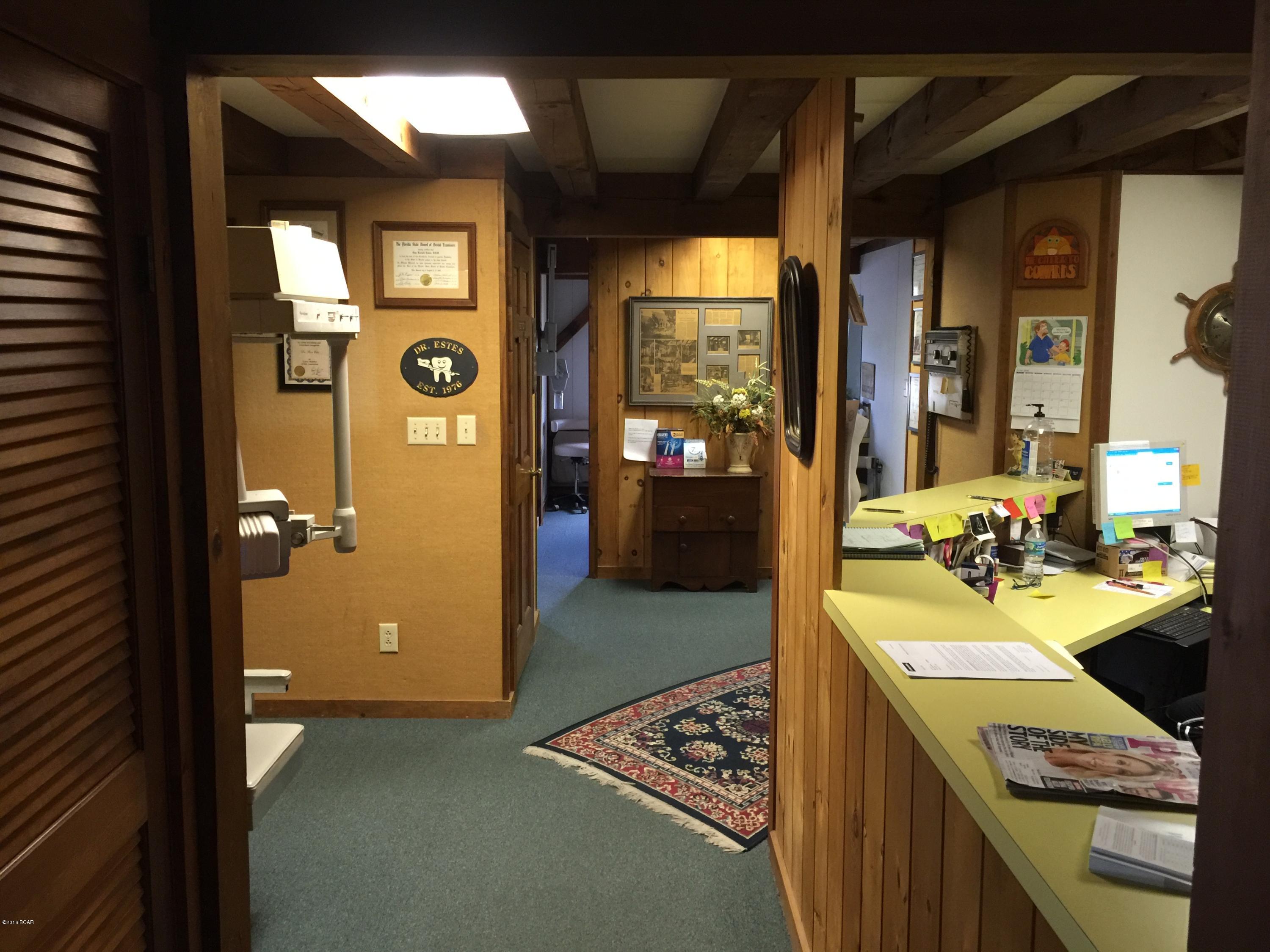 Monroeville - Commercial Sale