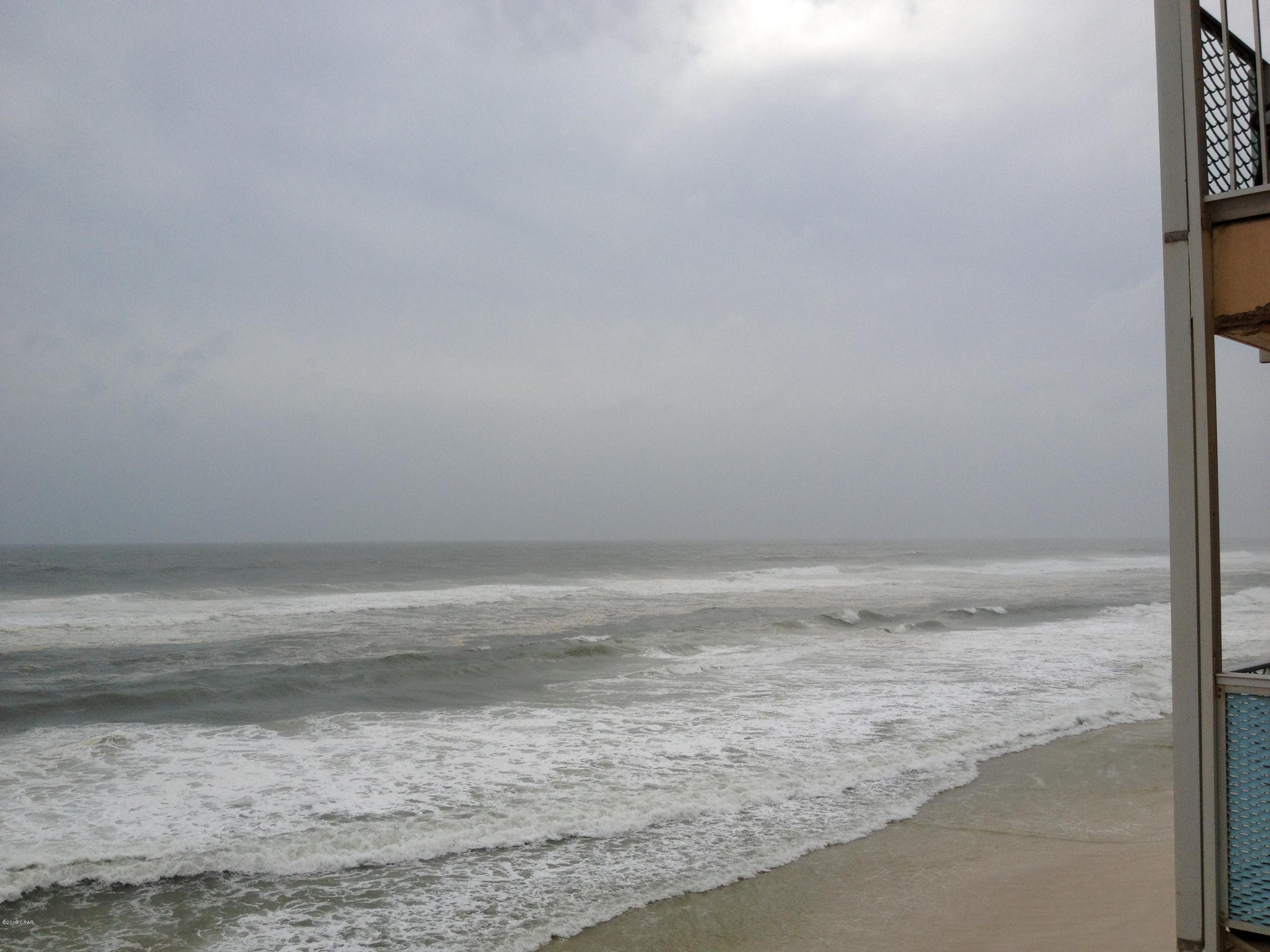 Fontainebleau Terrace - Residential