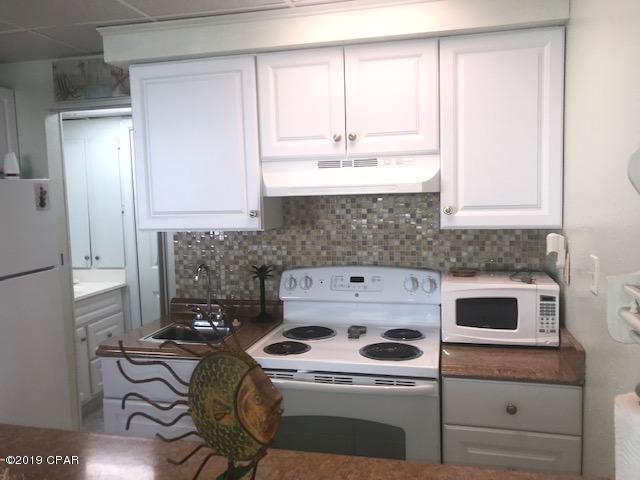 Fontainebleau Terrace - Residential