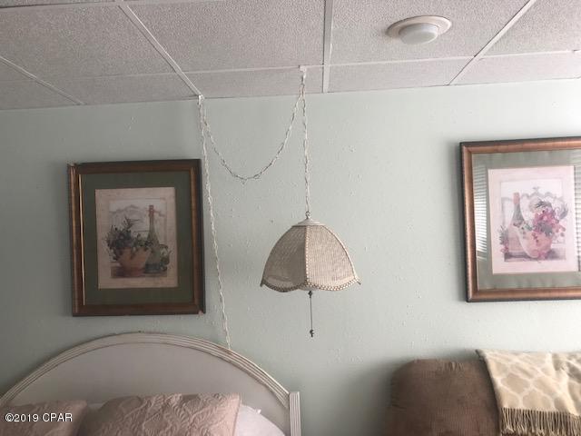 Fontainebleau Terrace - Residential