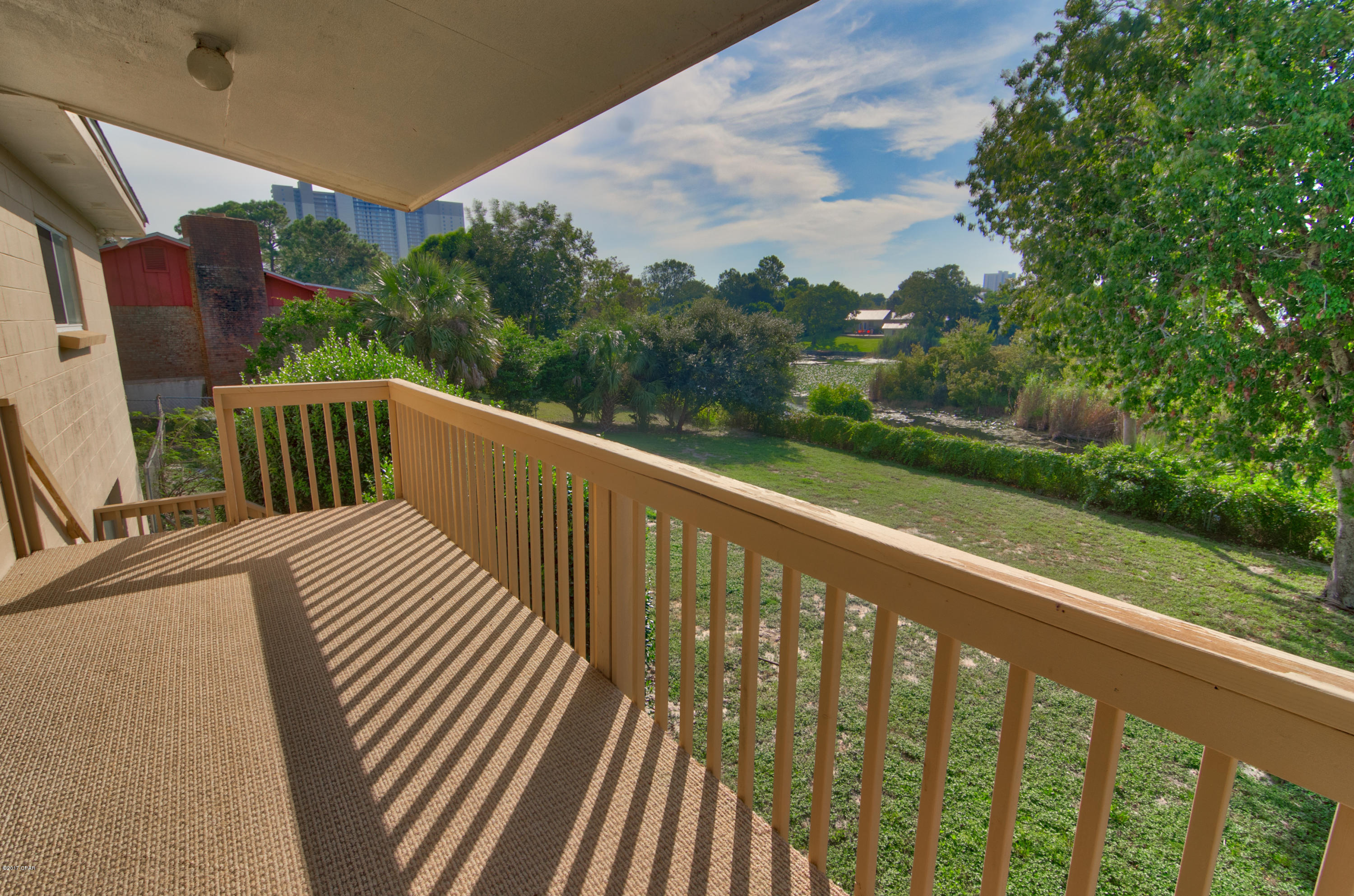 Lullwater Beach - Residential