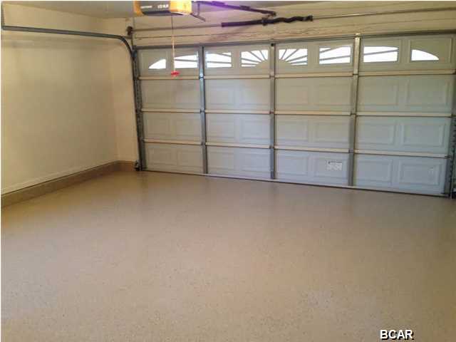 Venetian Villa 1st Add Replat - Residential