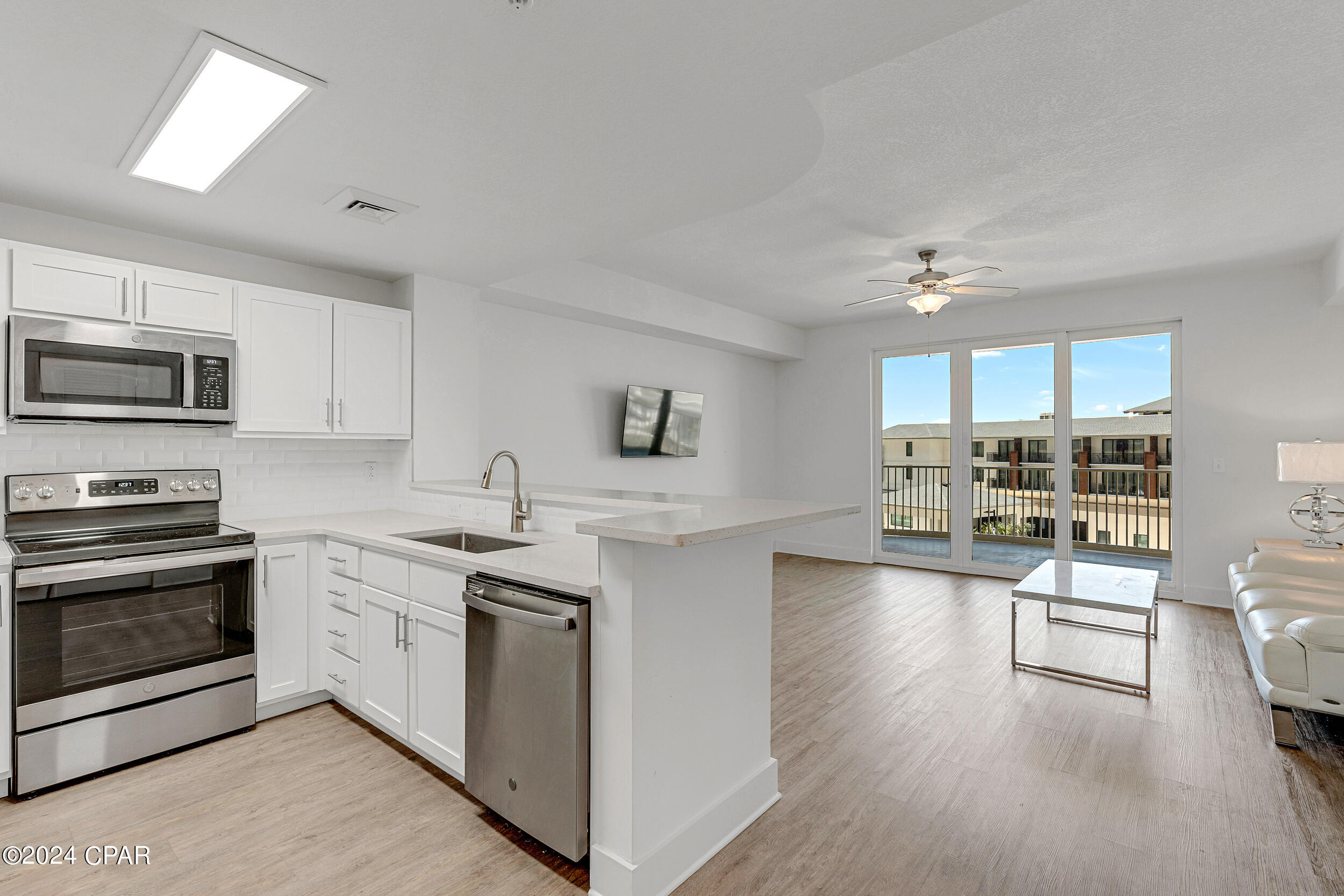 Calypso Towers III - Residential