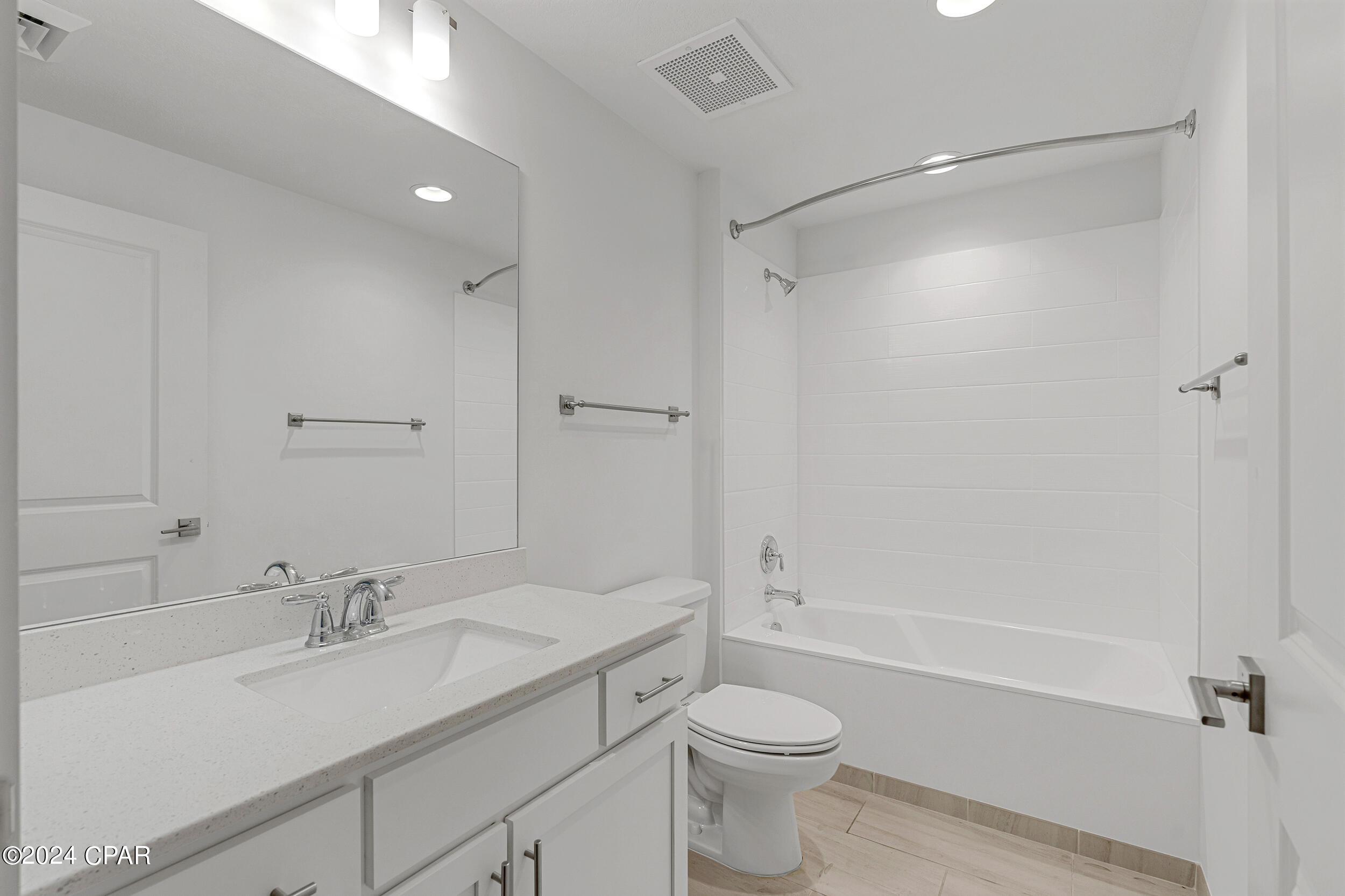 Calypso Towers III - Residential