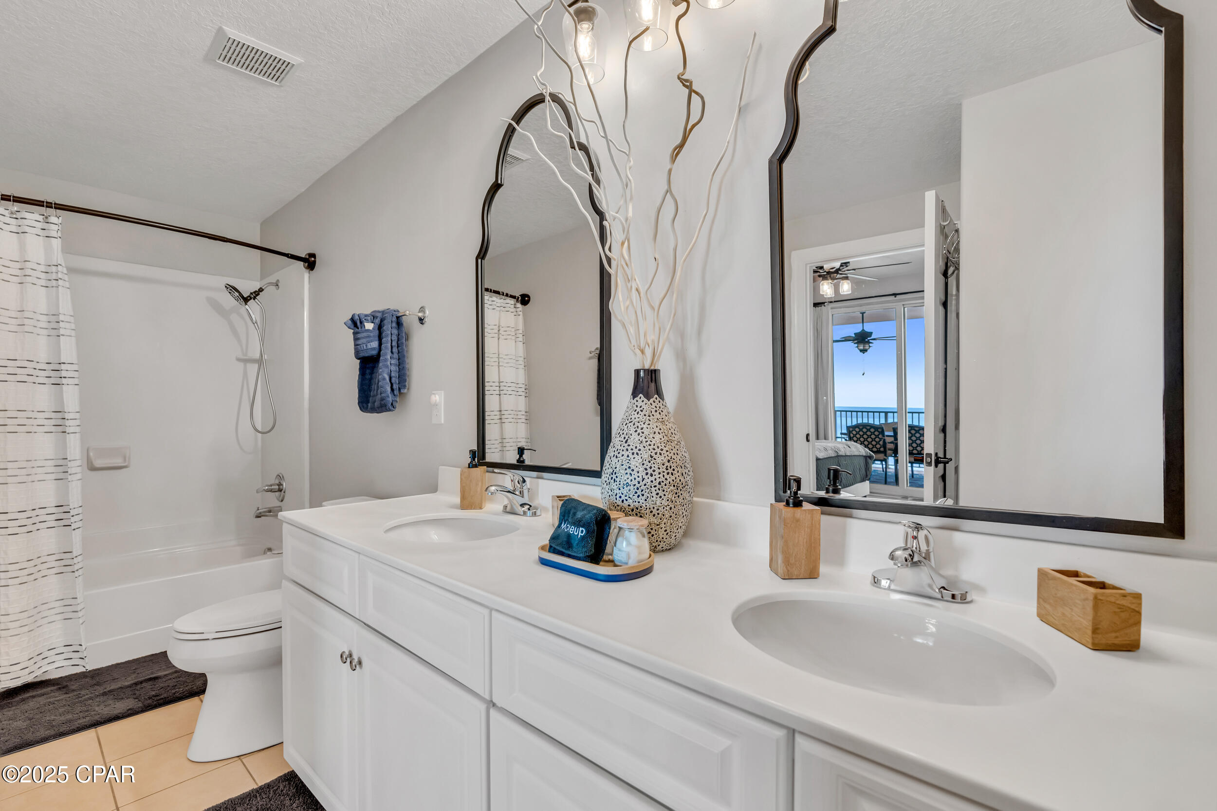 Ocean Ritz - Residential