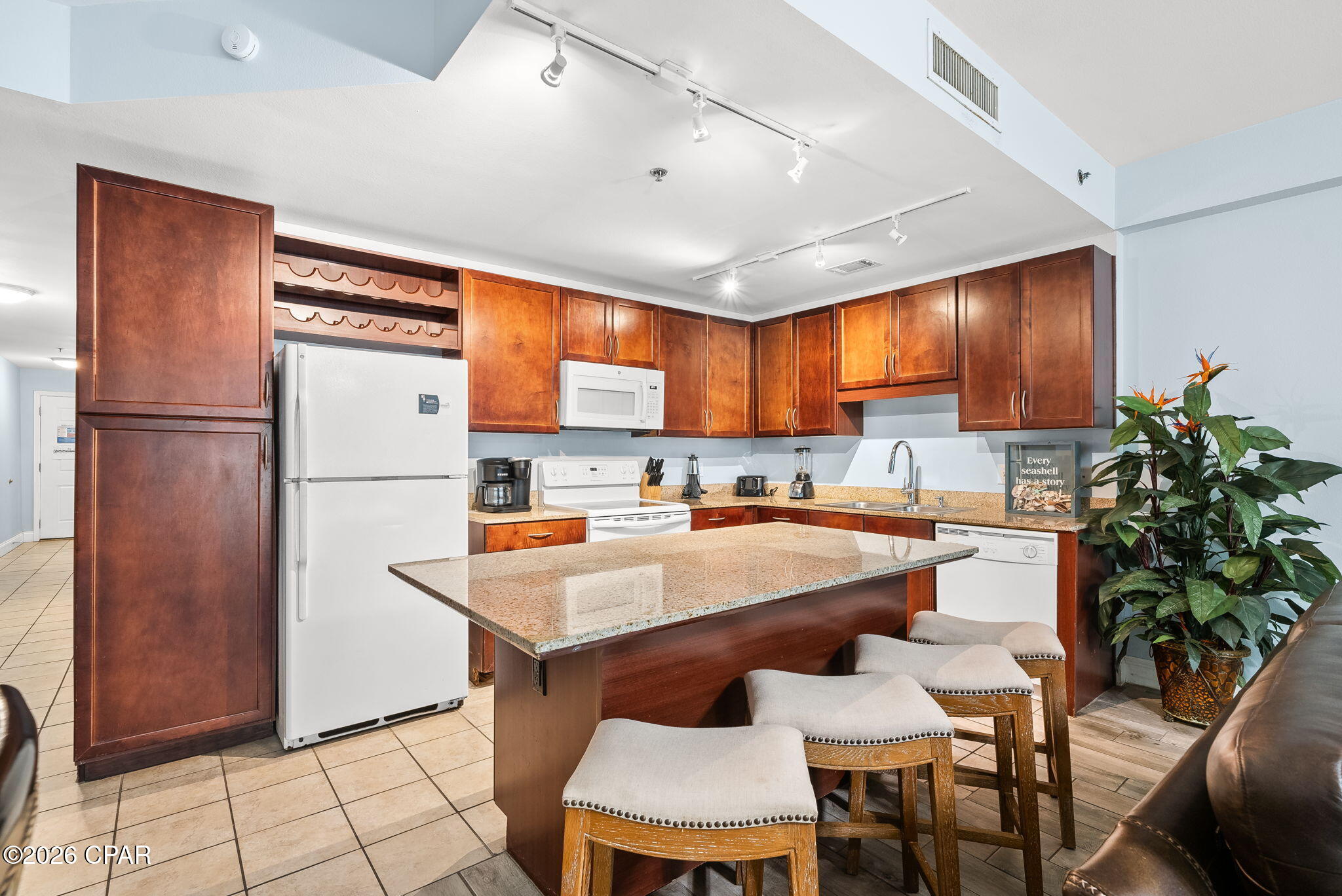 Laketown Wharf - Residential