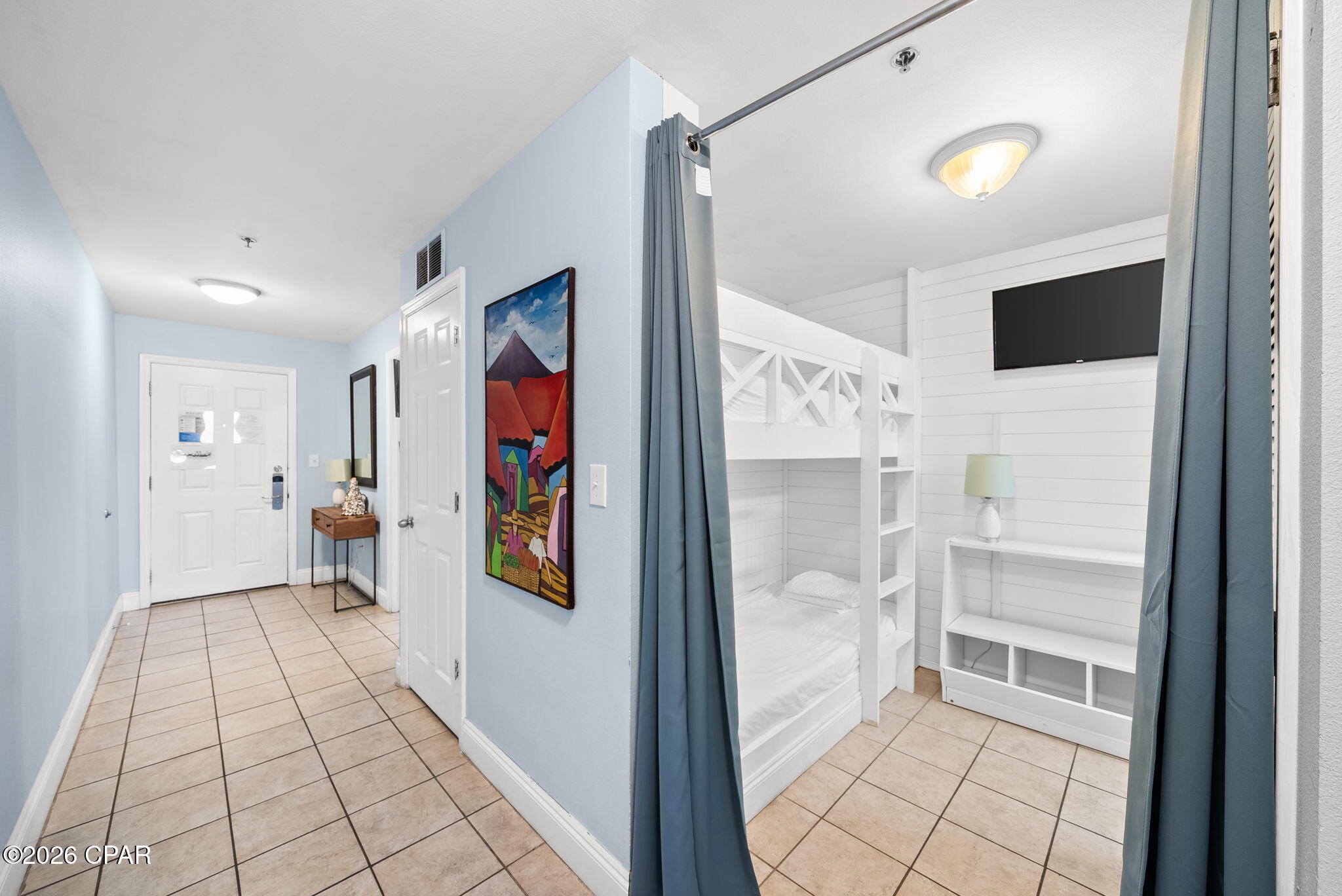 Laketown Wharf - Residential