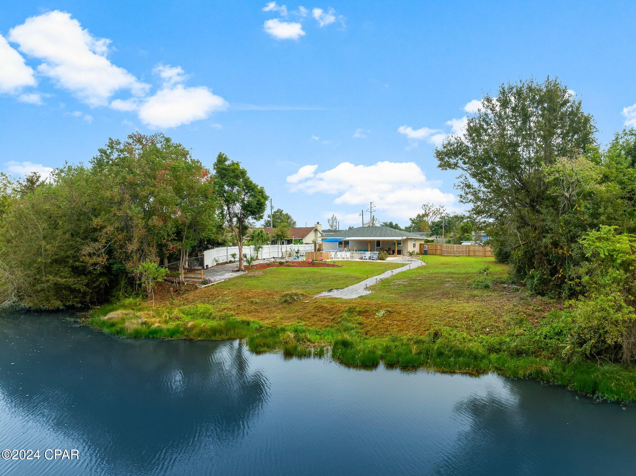 Towne & Country Lake Estates - Residential