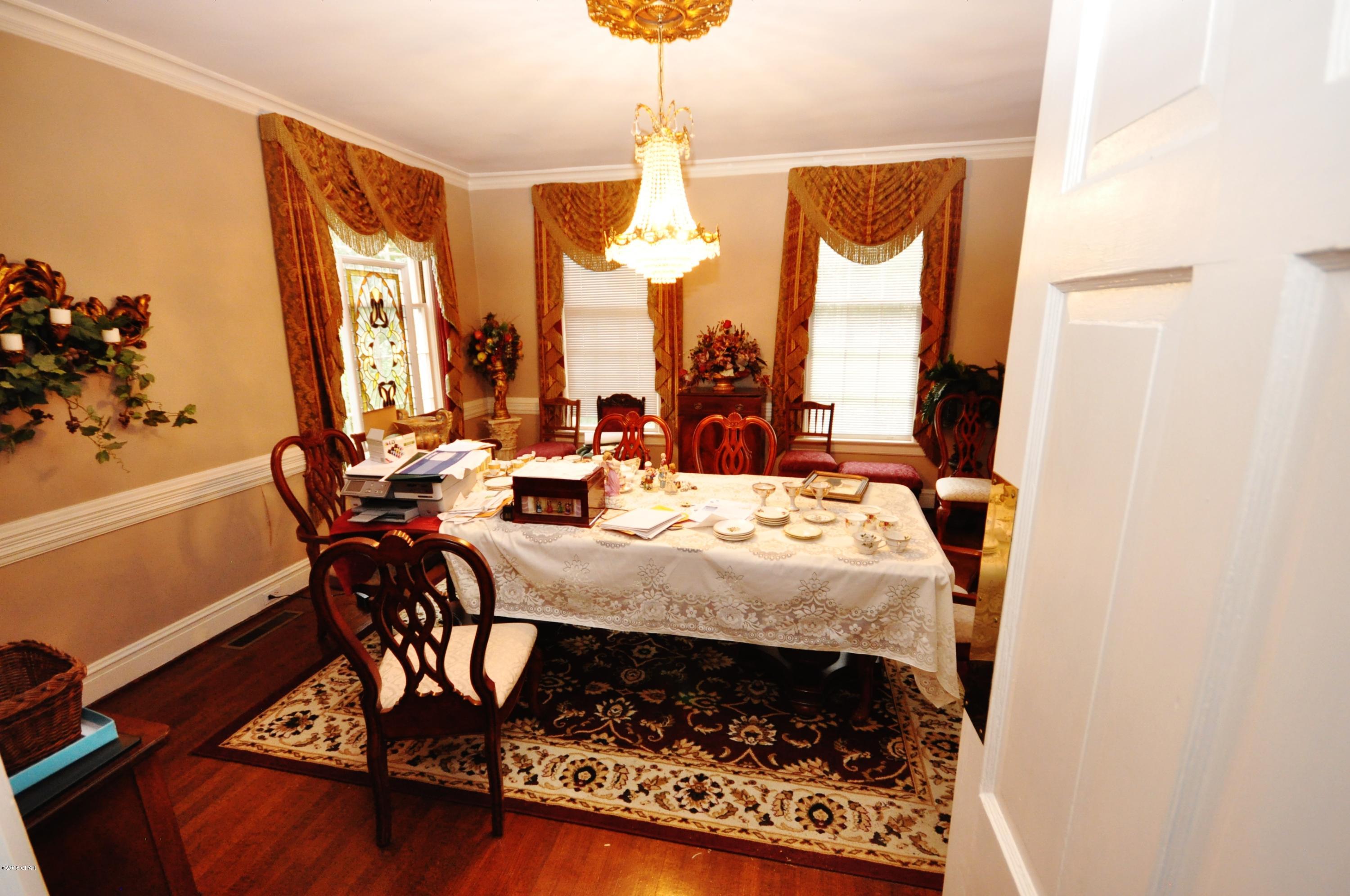 [No Recorded Subdiv] - Residential