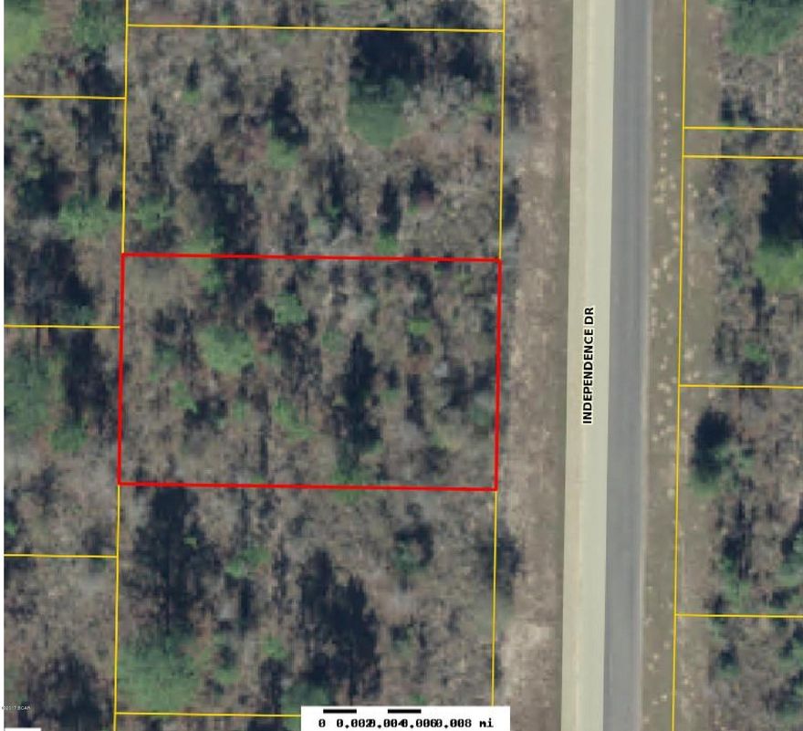 This lot would be a wonderful place to build.  Sunny Hills is located near wonderful lakes and a golf course.  It is also located 45 minutes from Panama City Beach.