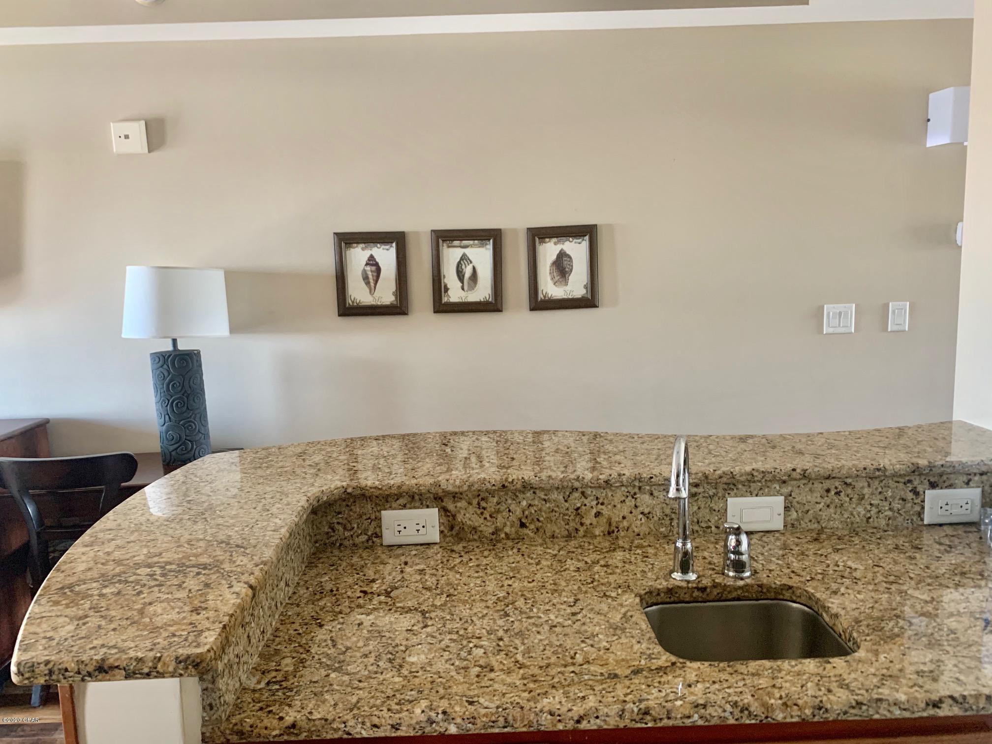 Carillon Beach Inn - Residential