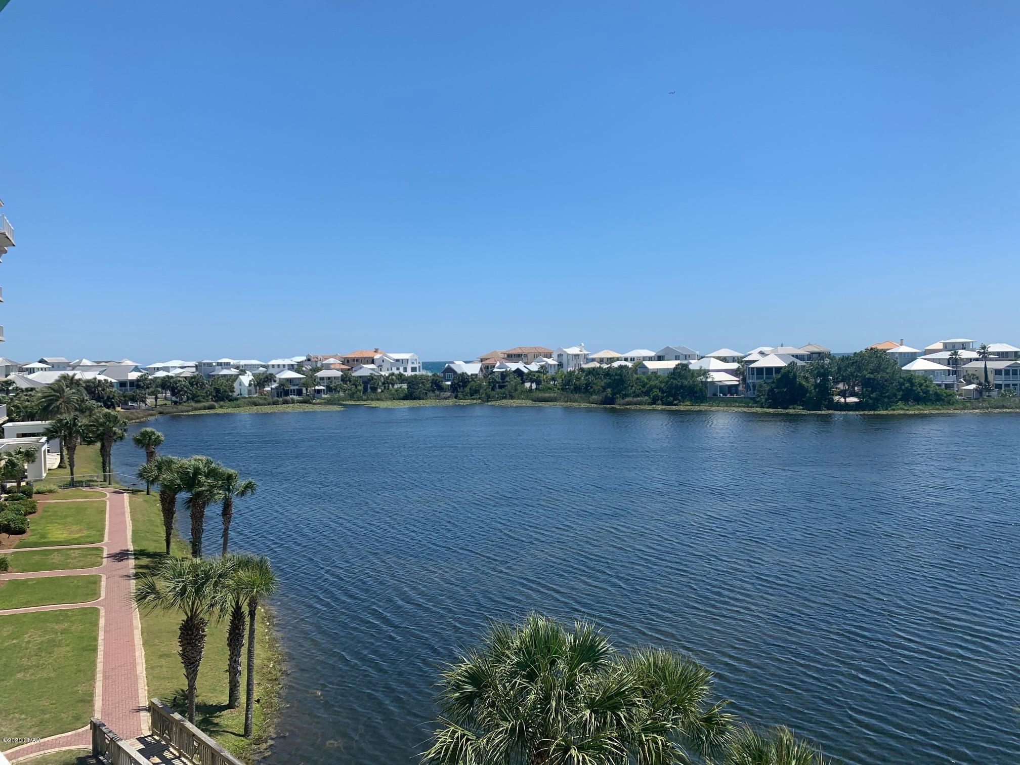 Carillon Beach Inn - Residential