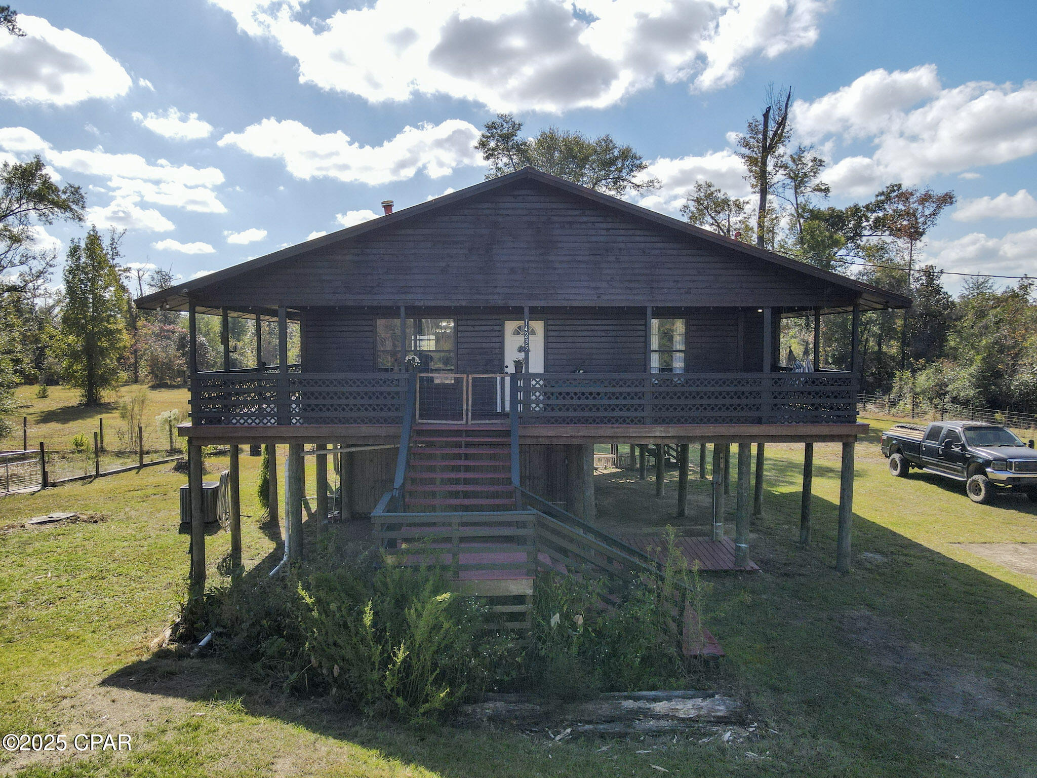 14235 NW Henry Grantham Road