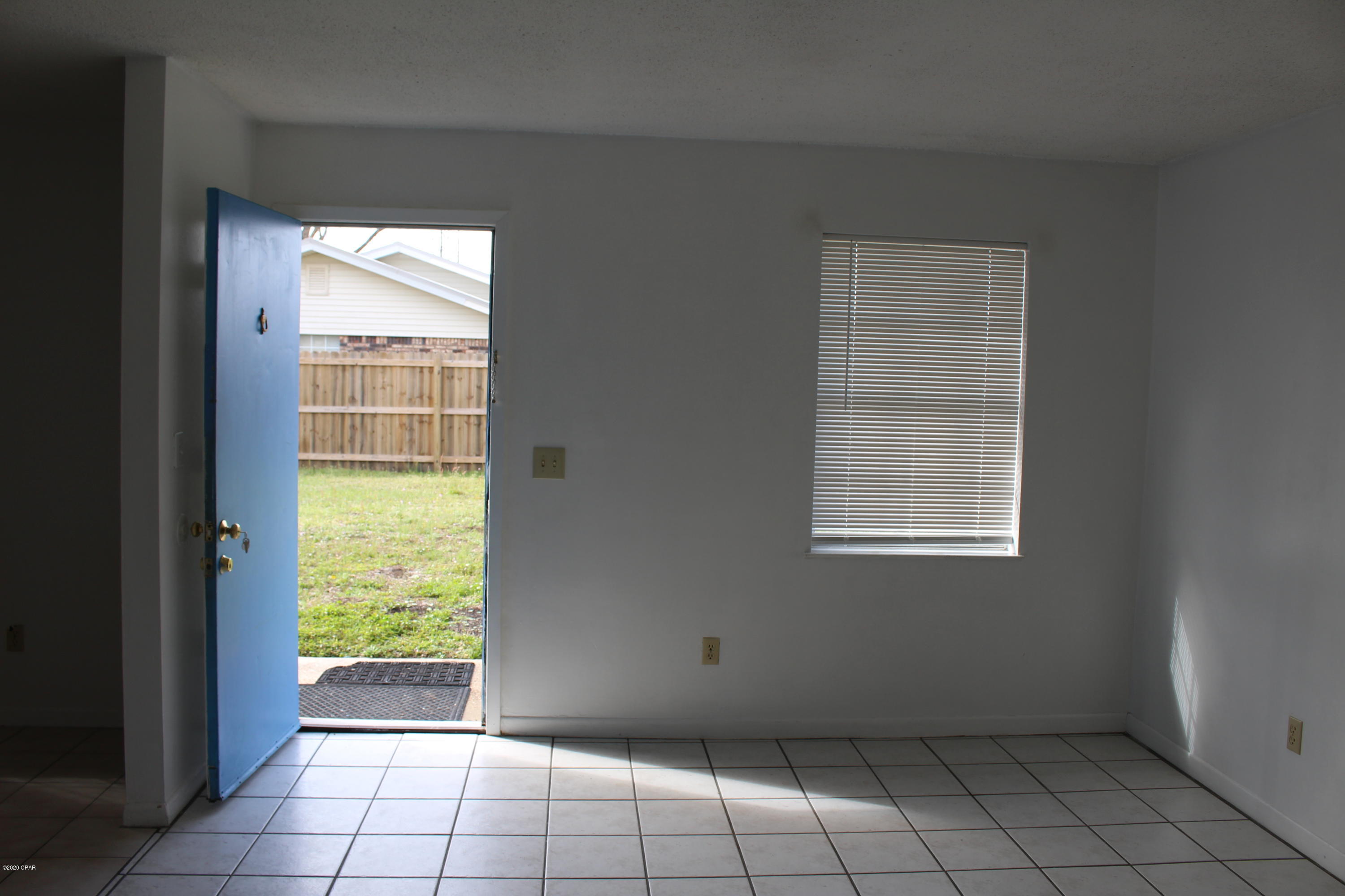 [No Recorded Subdiv] - Residential Lease