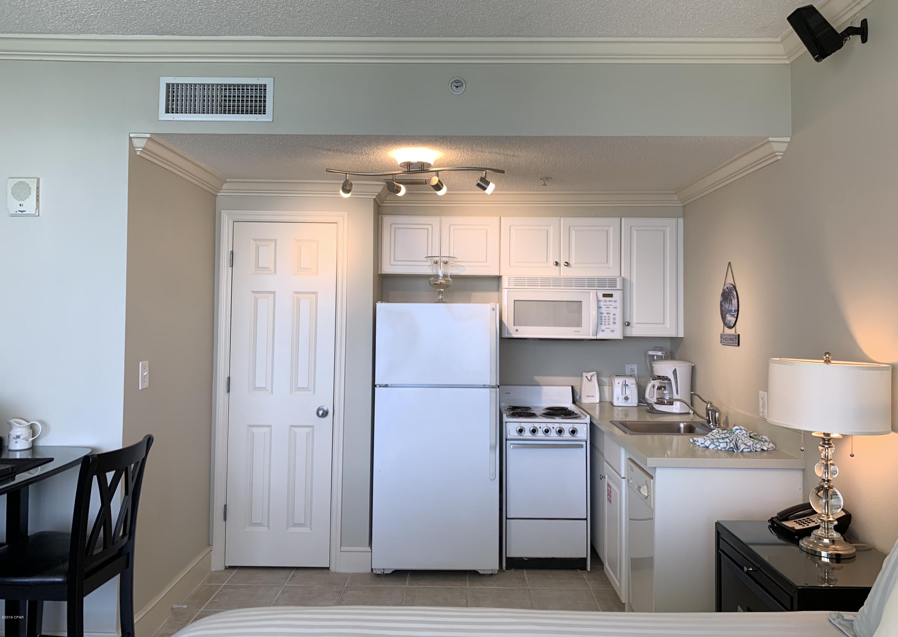 Majestic Beach Tower I - Residential