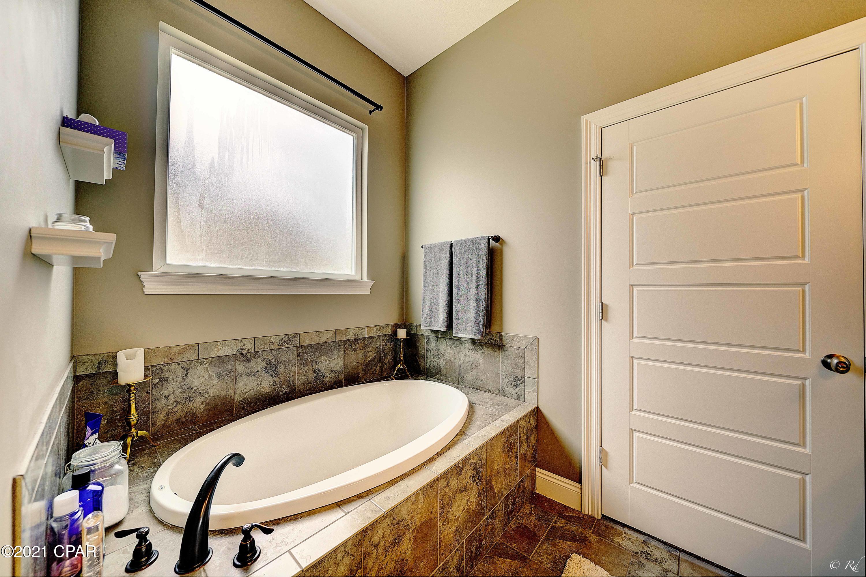 Lake Shore Landing - Residential