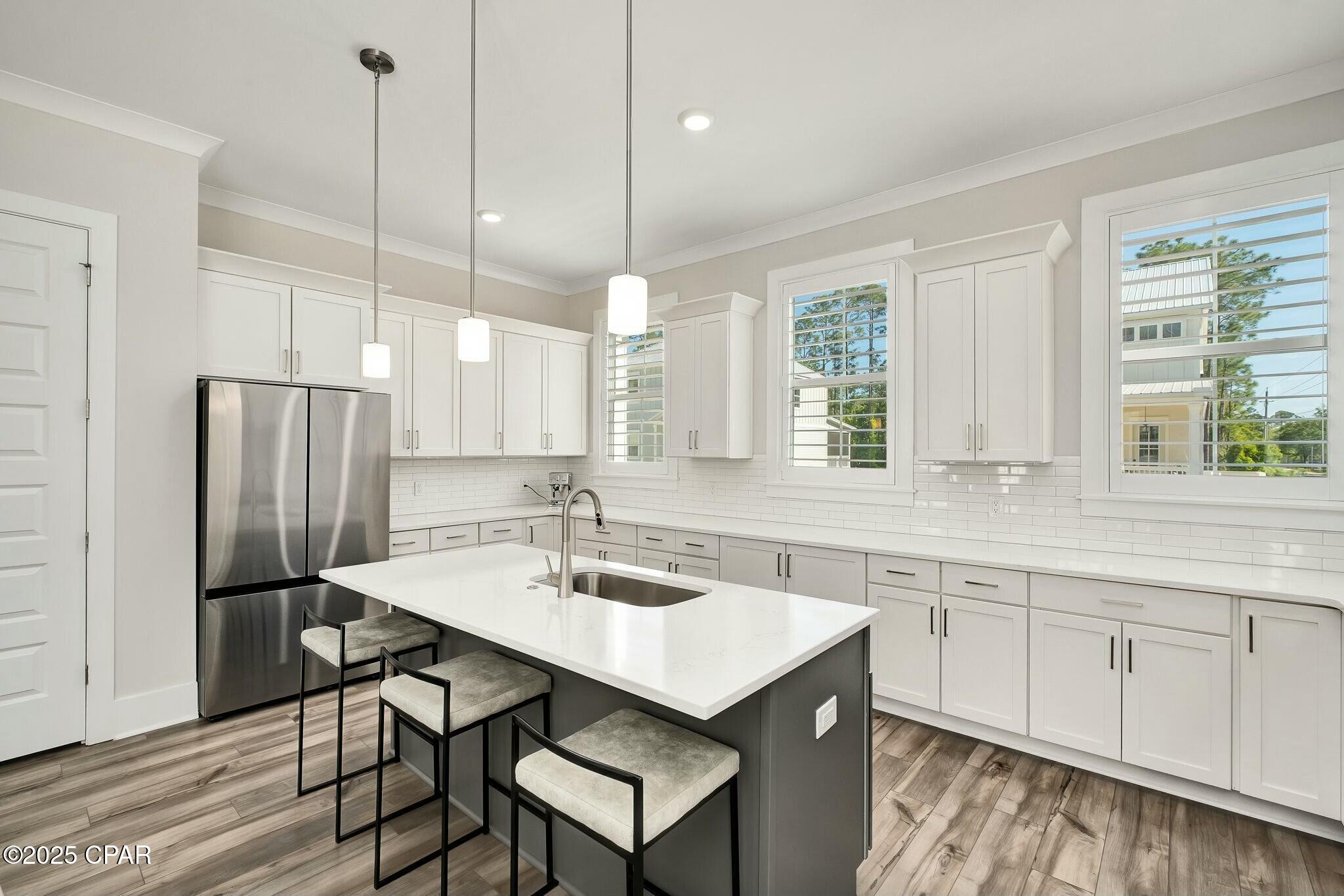 Cessna Landing - Residential