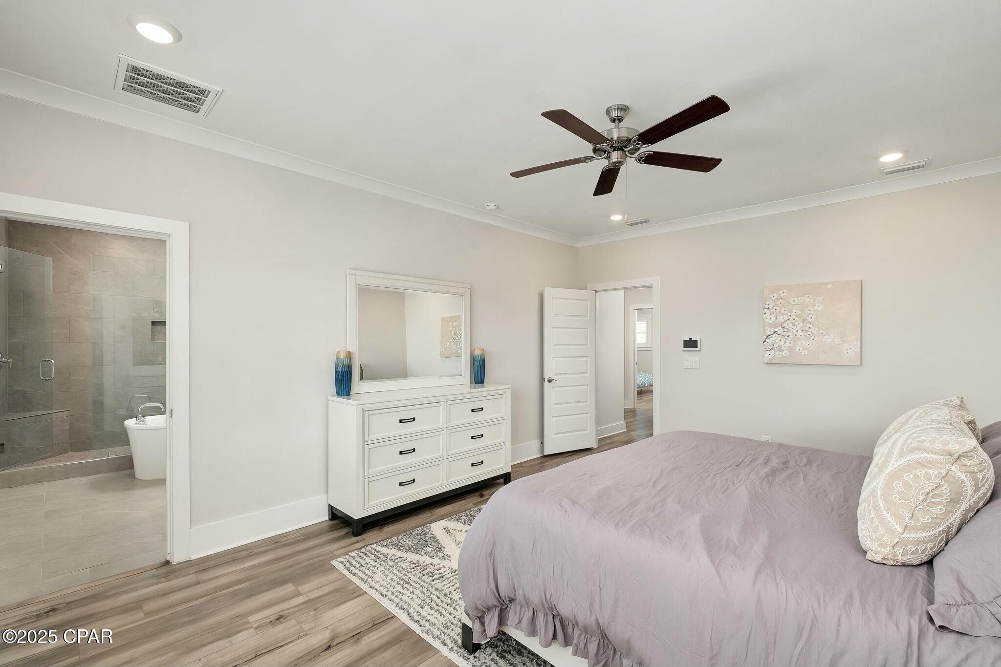 Cessna Landing - Residential