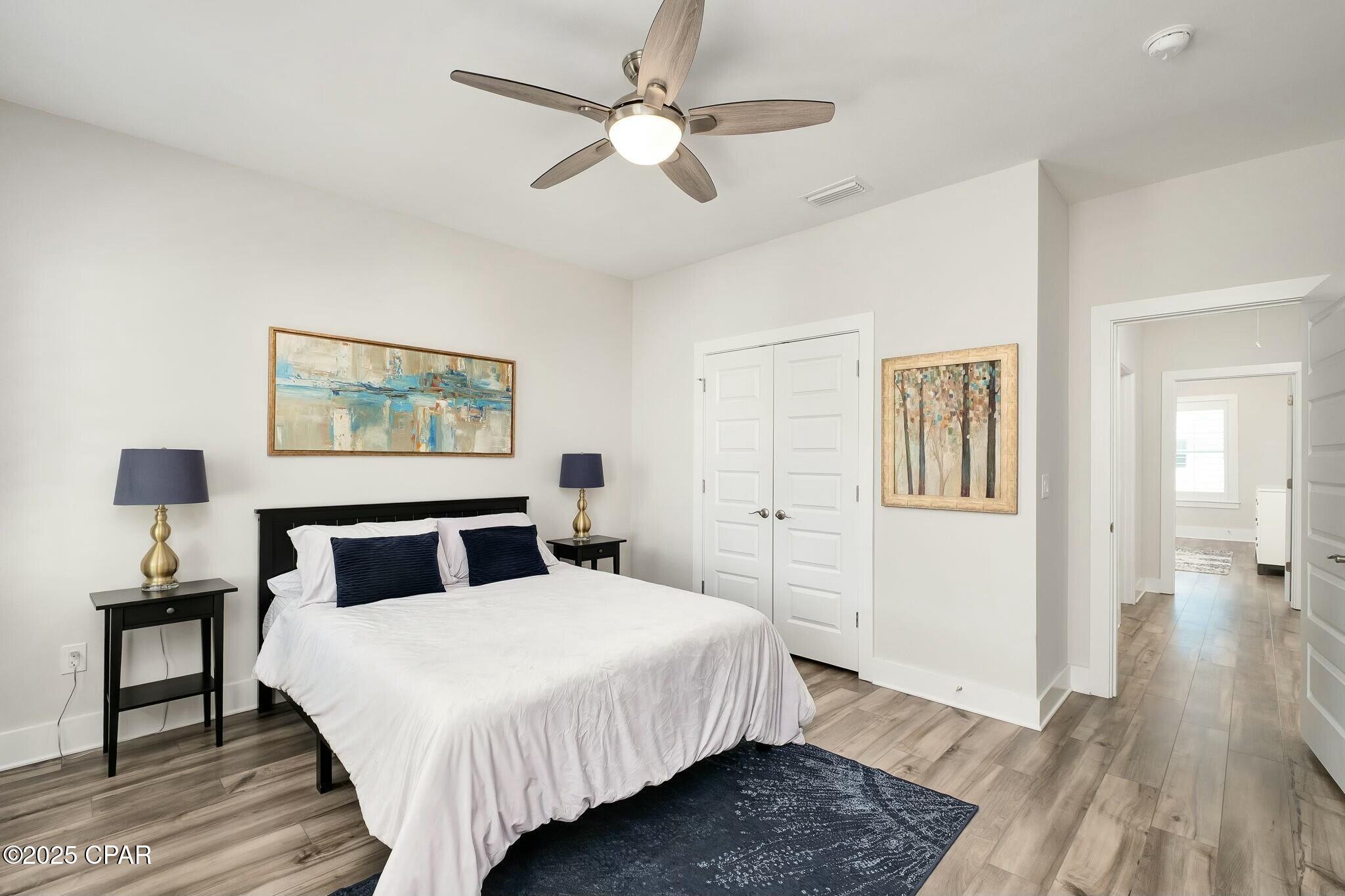 Cessna Landing - Residential