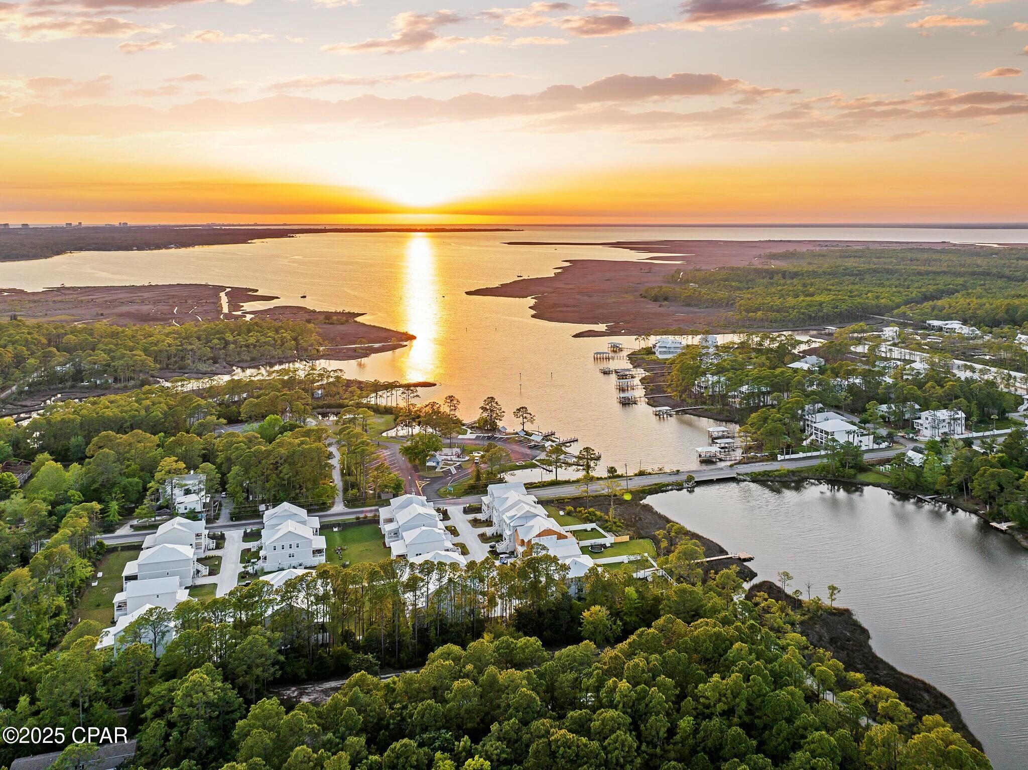 Cessna Landing - Residential