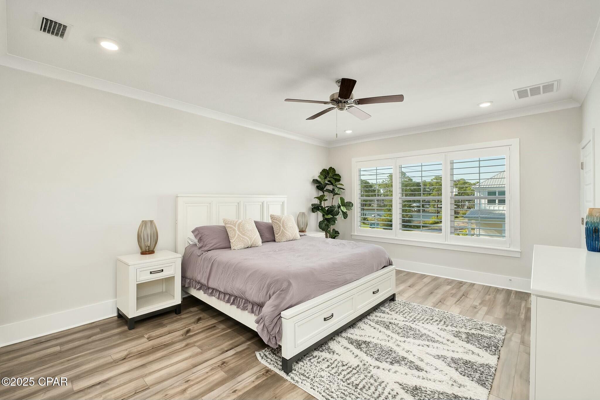 Cessna Landing - Residential