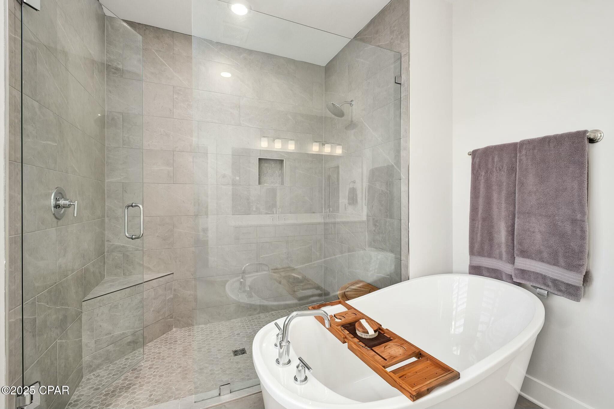 Cessna Landing - Residential