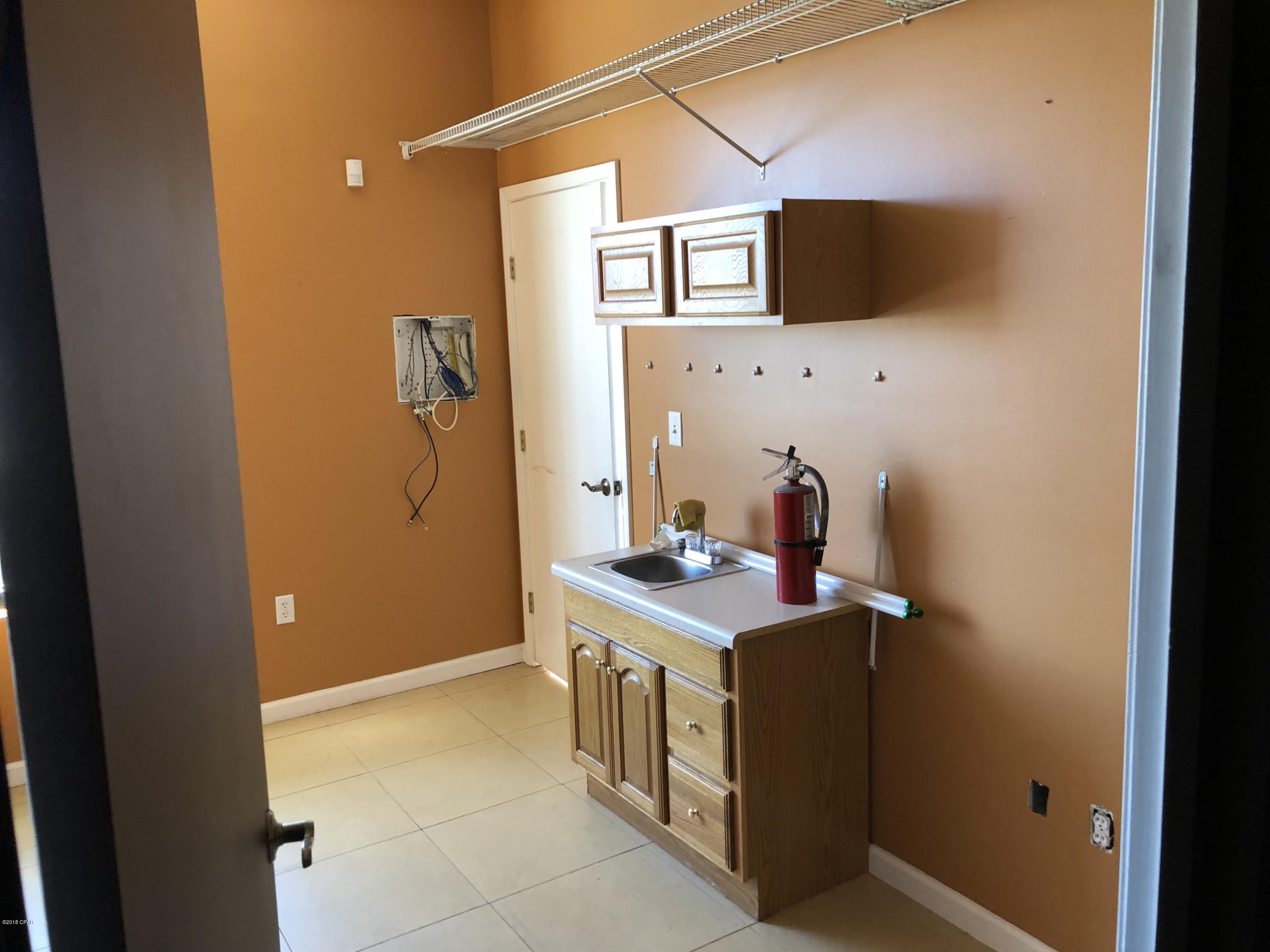 Grand Panama Beach Resort - Commercial Lease