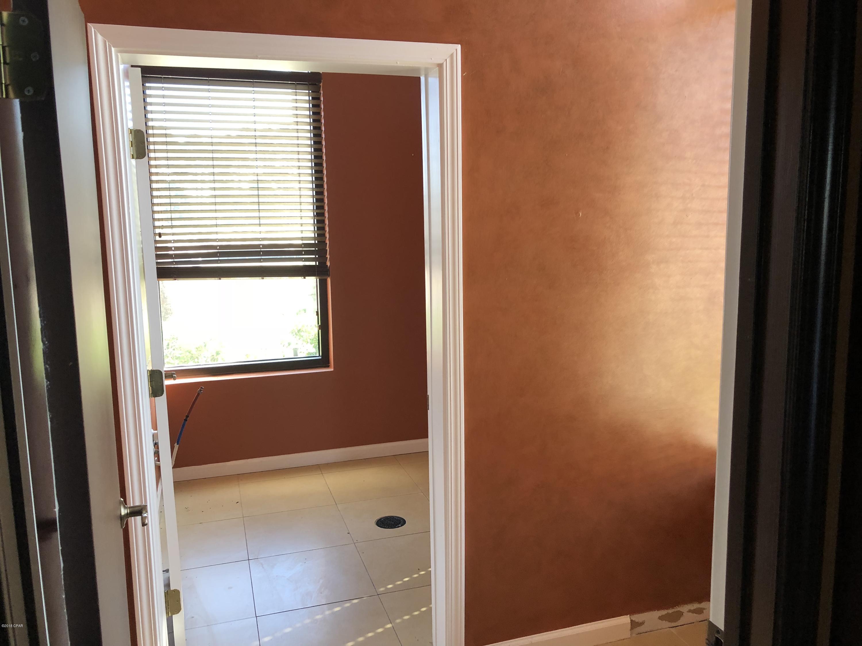 Grand Panama Beach Resort - Commercial Lease