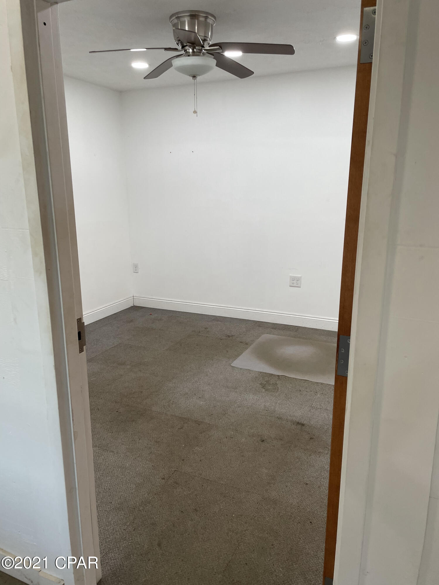 [No Recorded Subdiv] - Commercial Lease