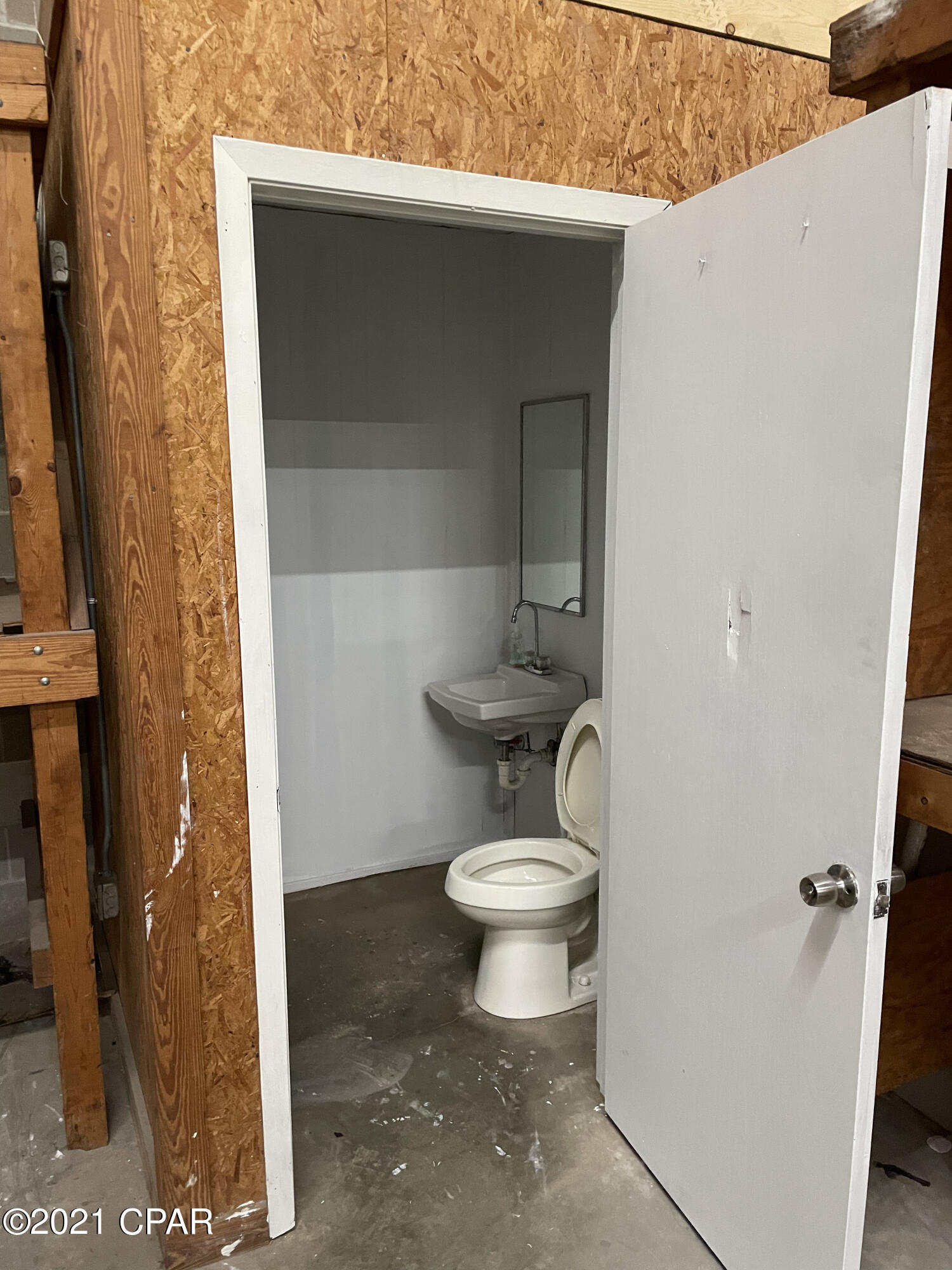 [No Recorded Subdiv] - Commercial Lease