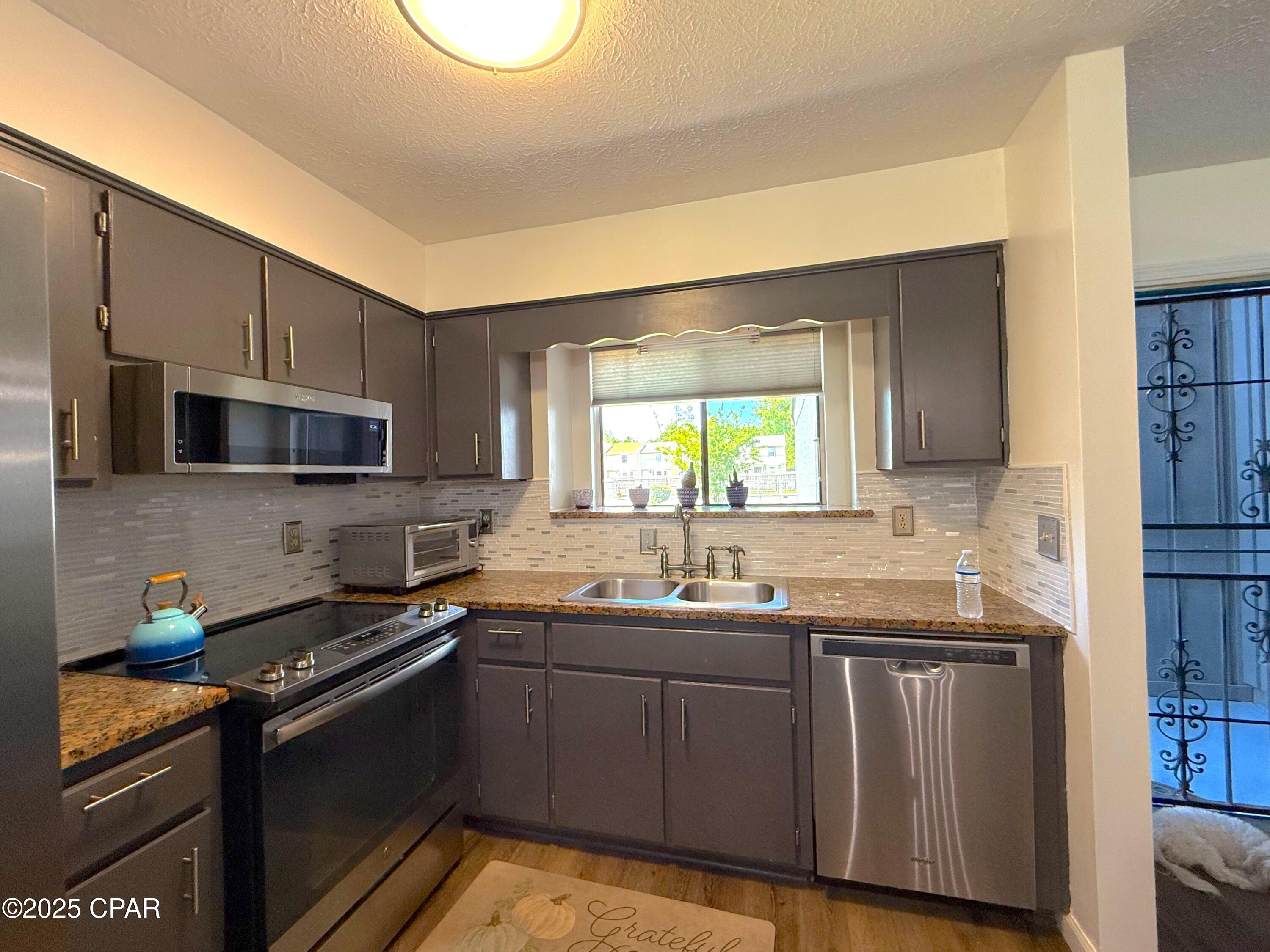 Bayou Estates - Residential