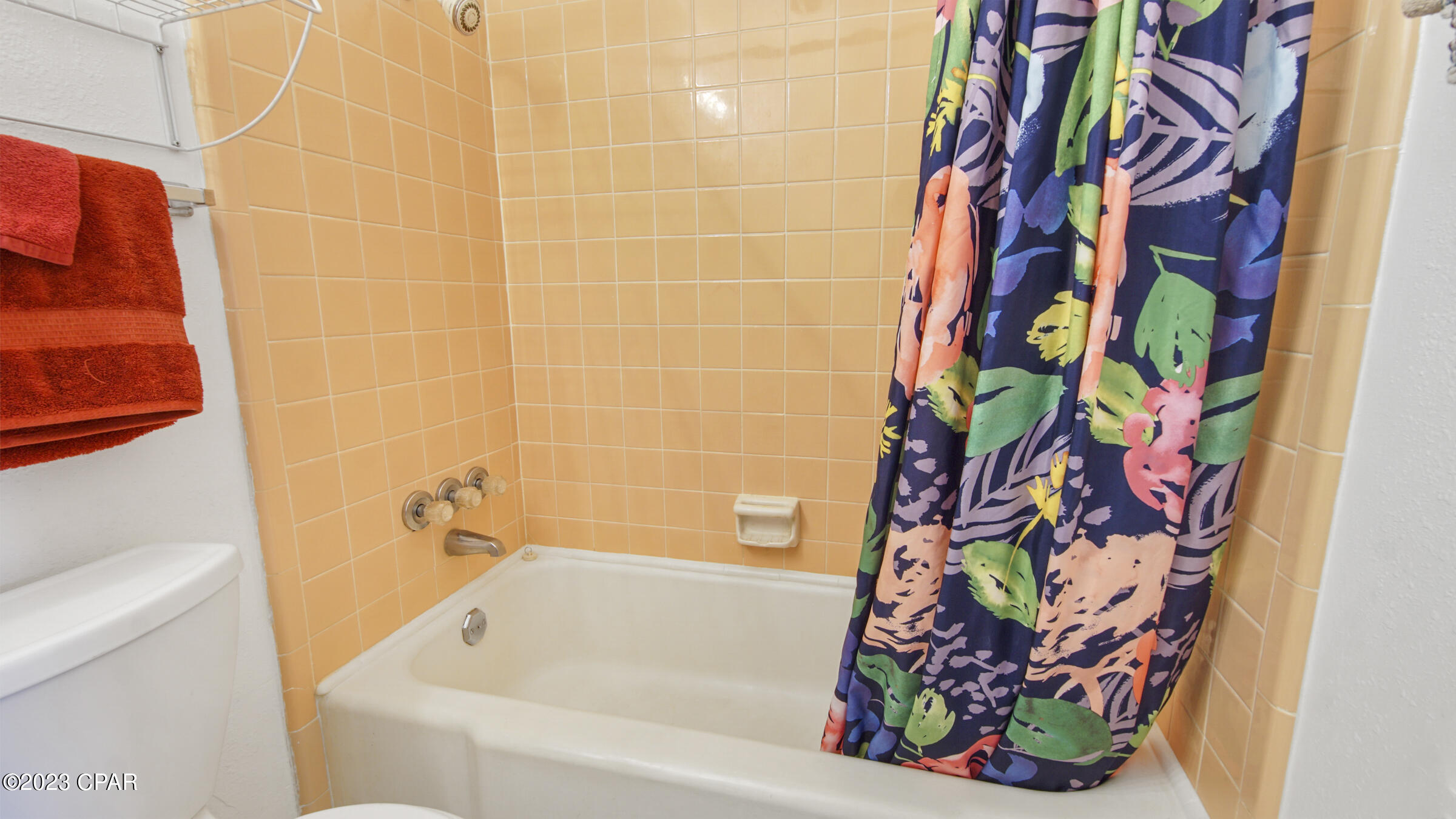 Hentz 1st Add Unit B - Residential