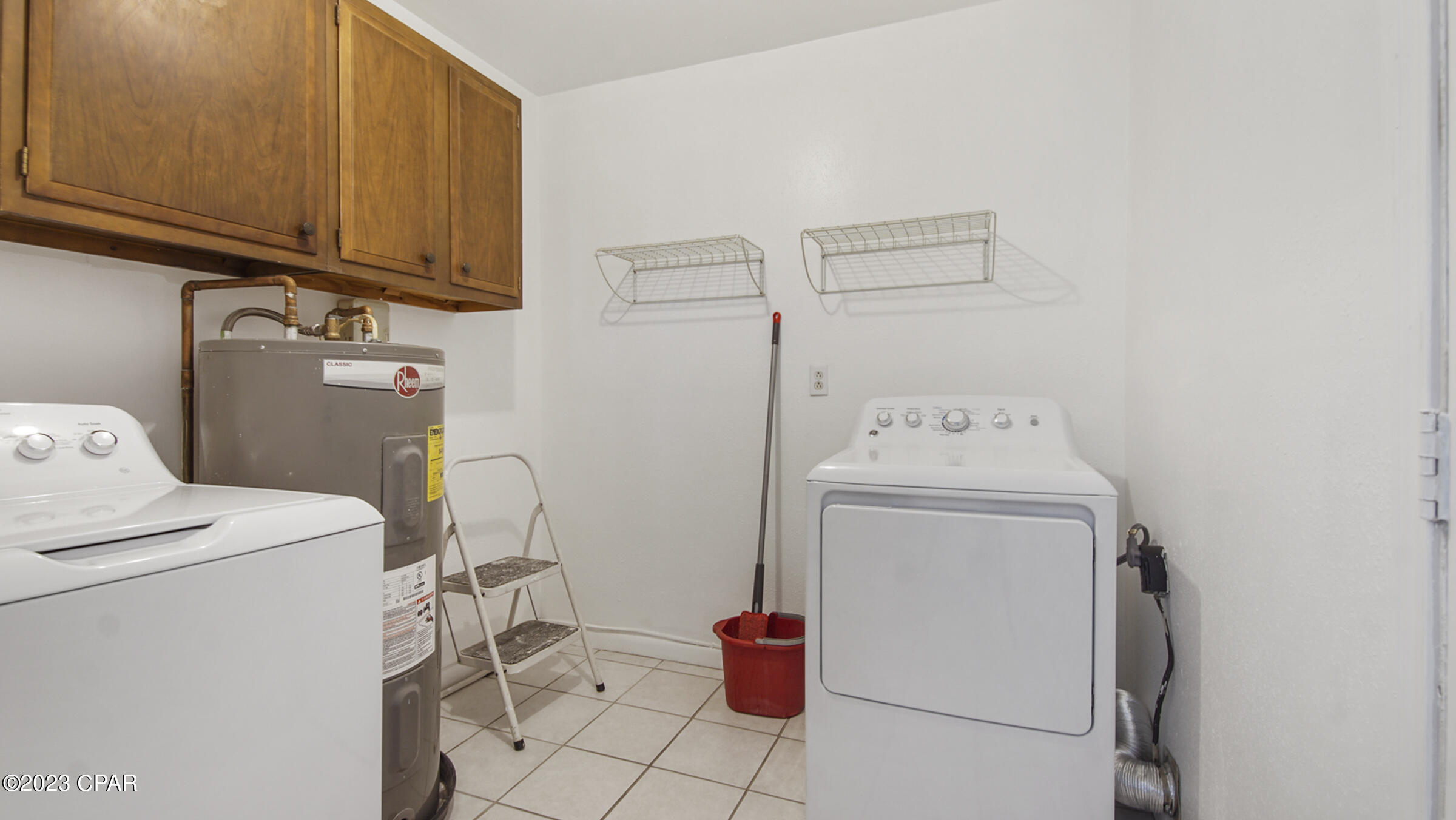 Hentz 1st Add Unit B - Residential