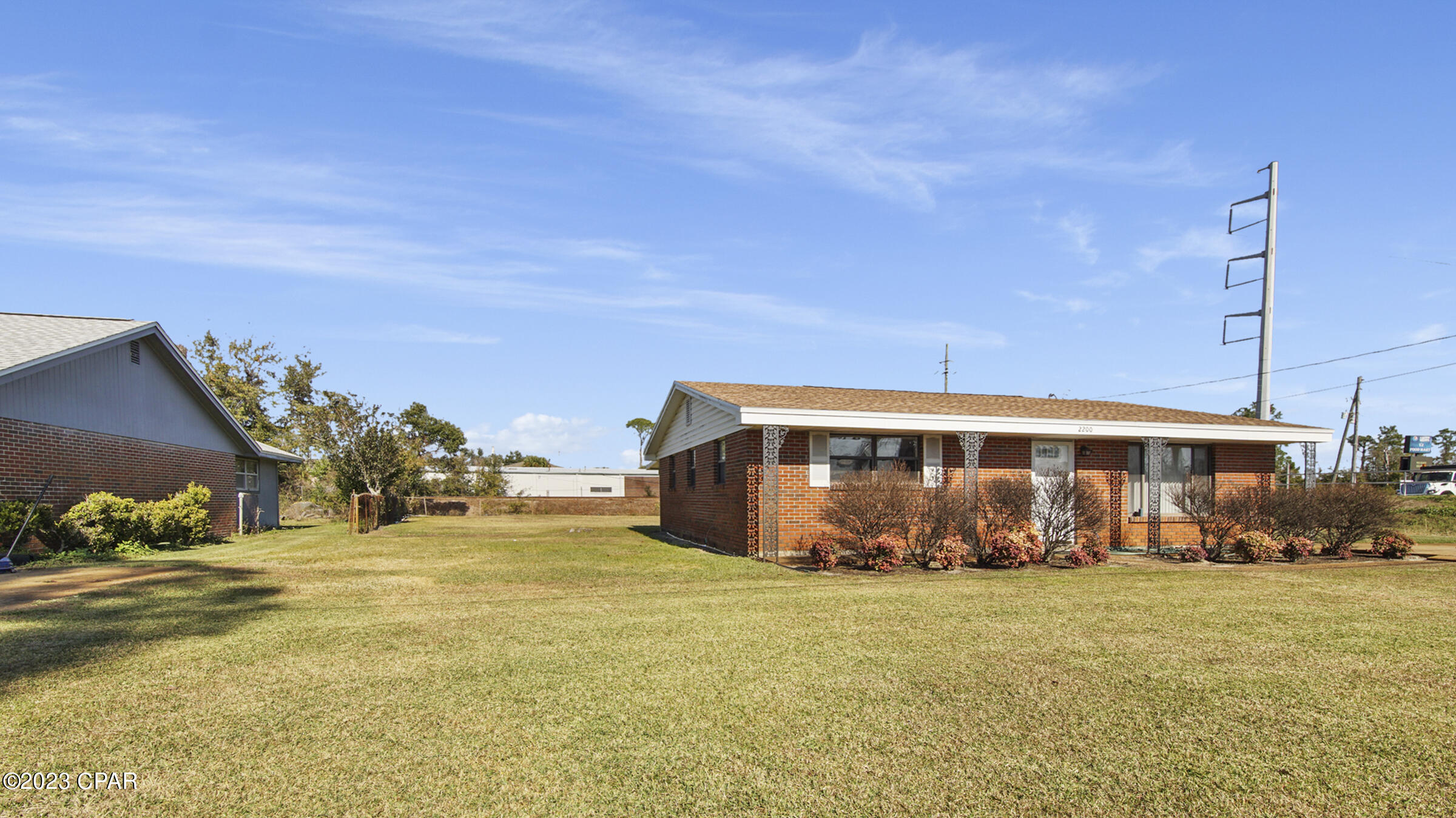 Hentz 1st Add Unit B - Residential