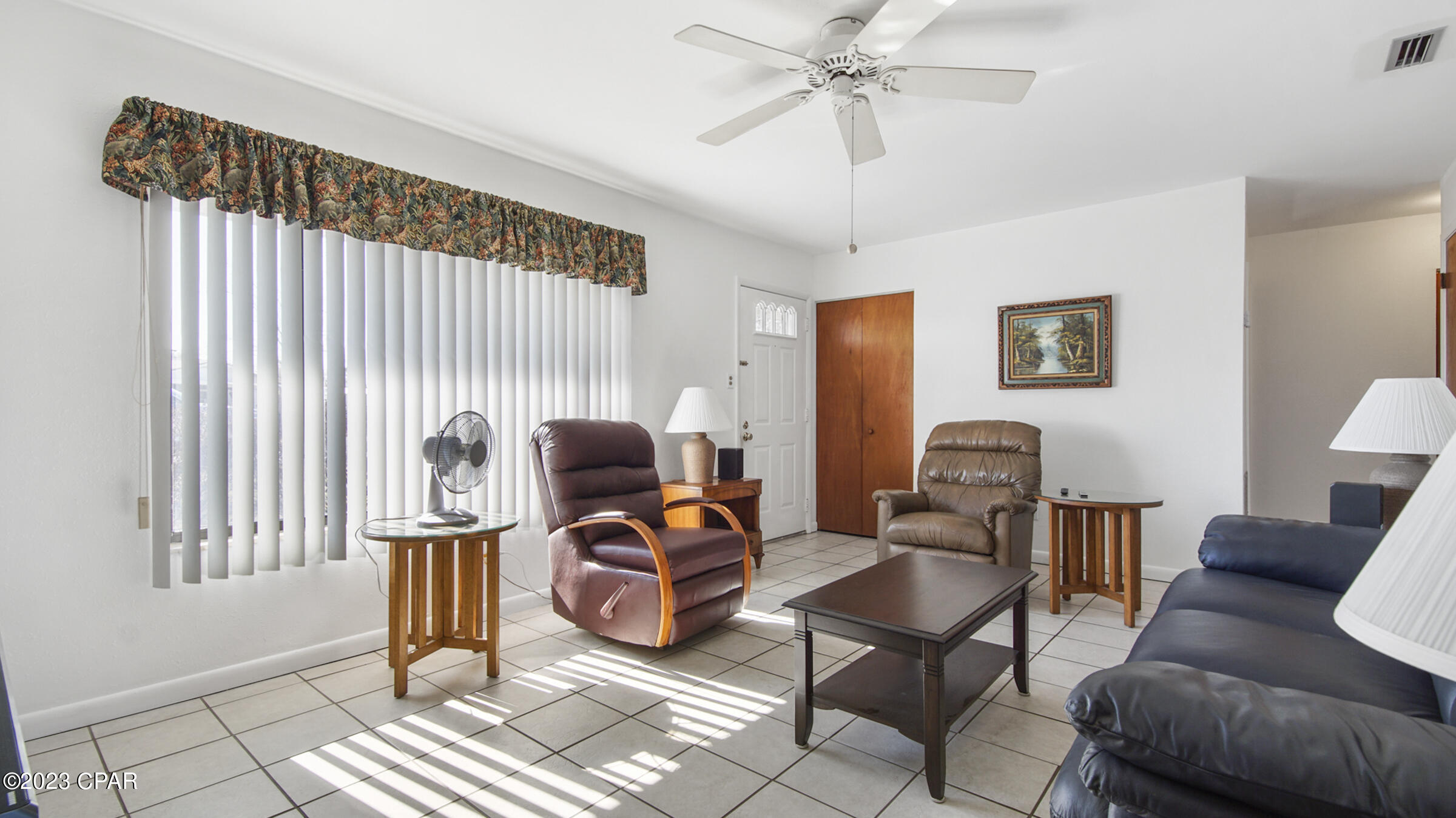 Hentz 1st Add Unit B - Residential