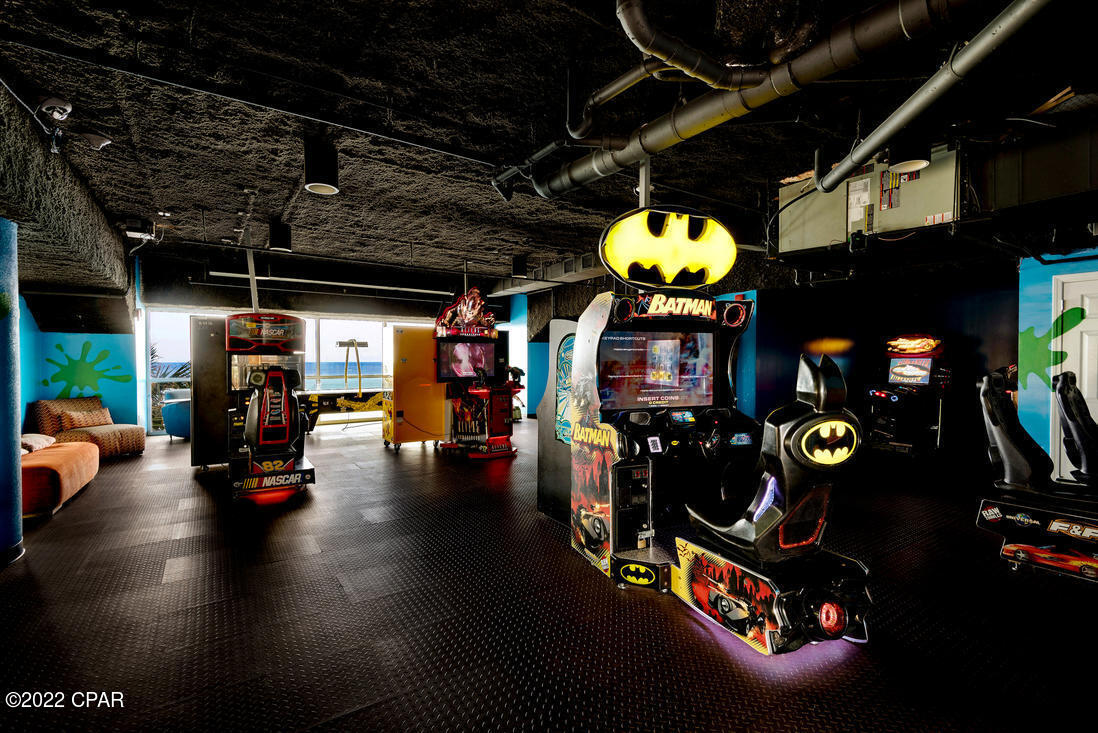 Splash Condo - Residential