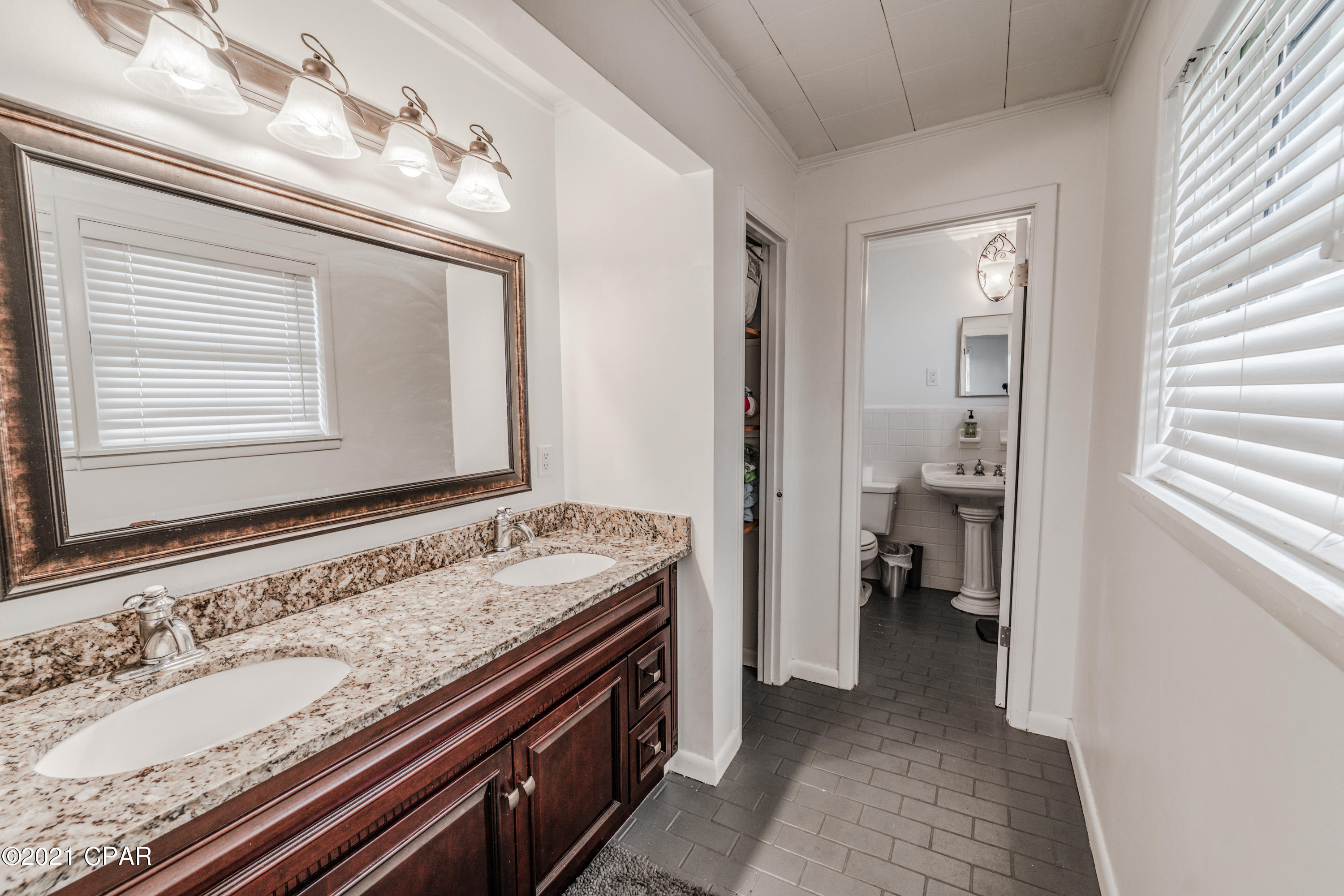 College Point 2nd Add - Residential