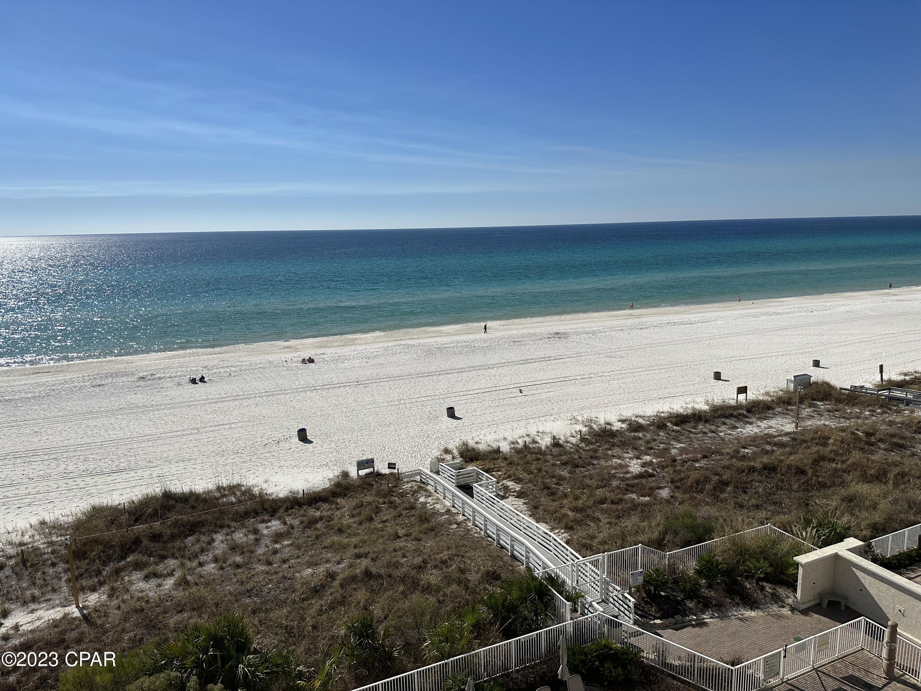 Twin Palms Resort - Residential