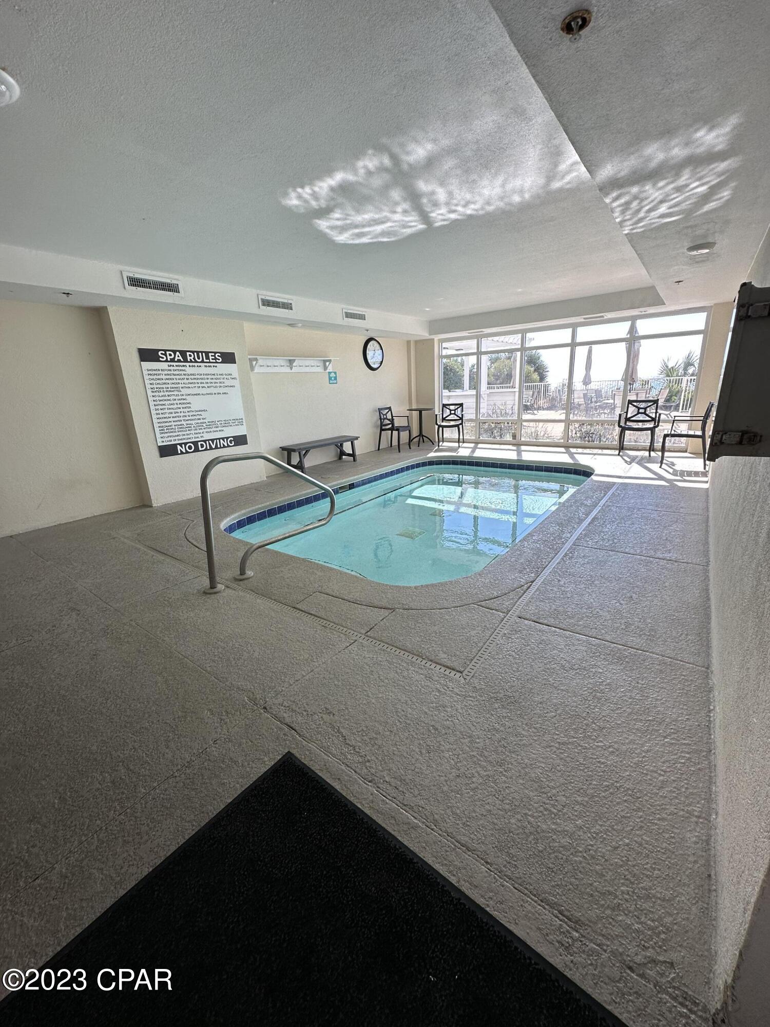 Twin Palms Resort - Residential