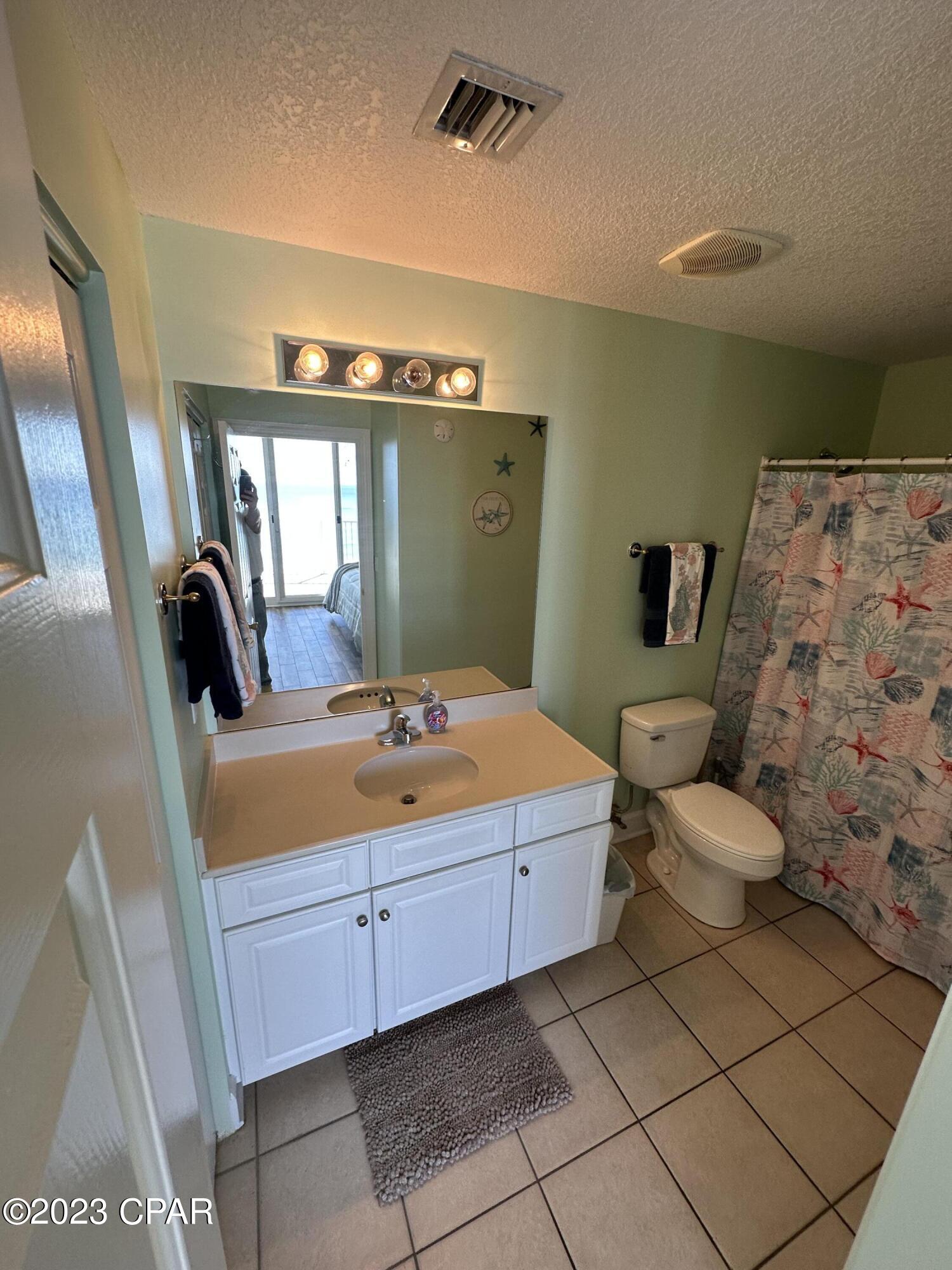 Twin Palms Resort - Residential