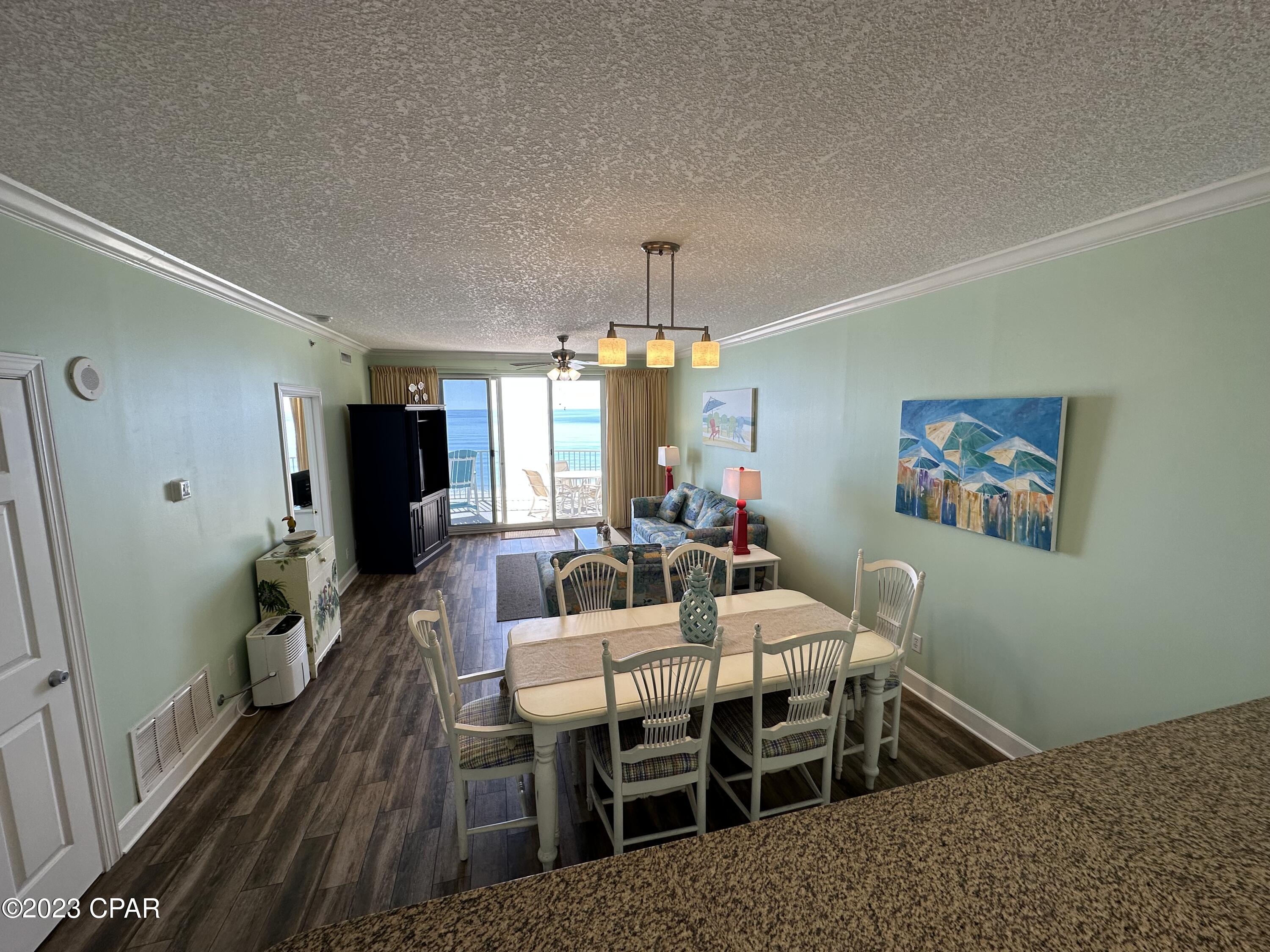 Twin Palms Resort - Residential