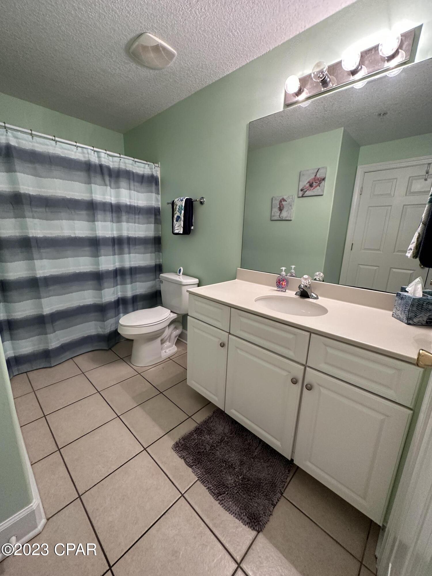 Twin Palms Resort - Residential