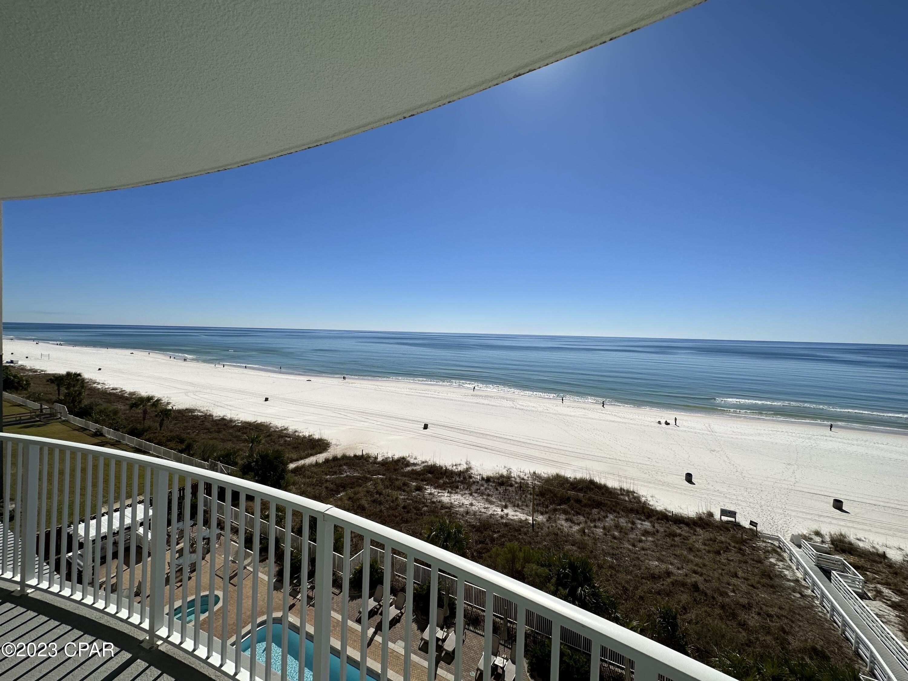 Twin Palms Resort - Residential