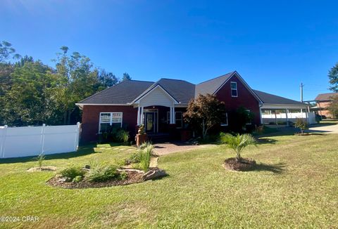 A home in Marianna