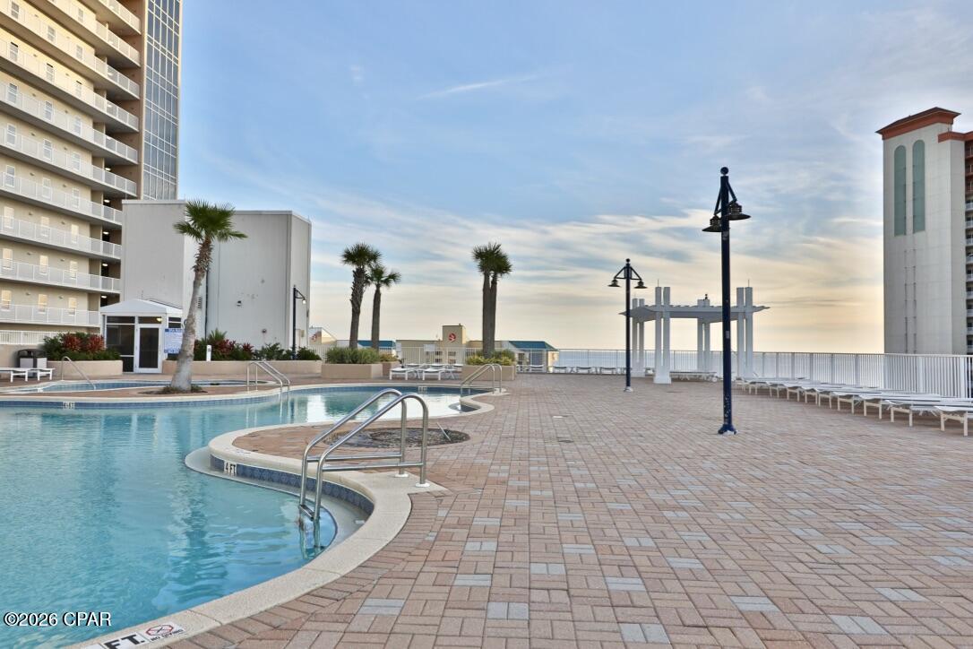 Laketown Wharf - Residential