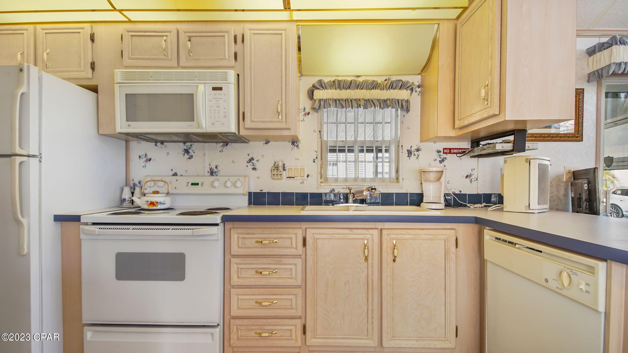 Emerald Pointe Resort - Residential