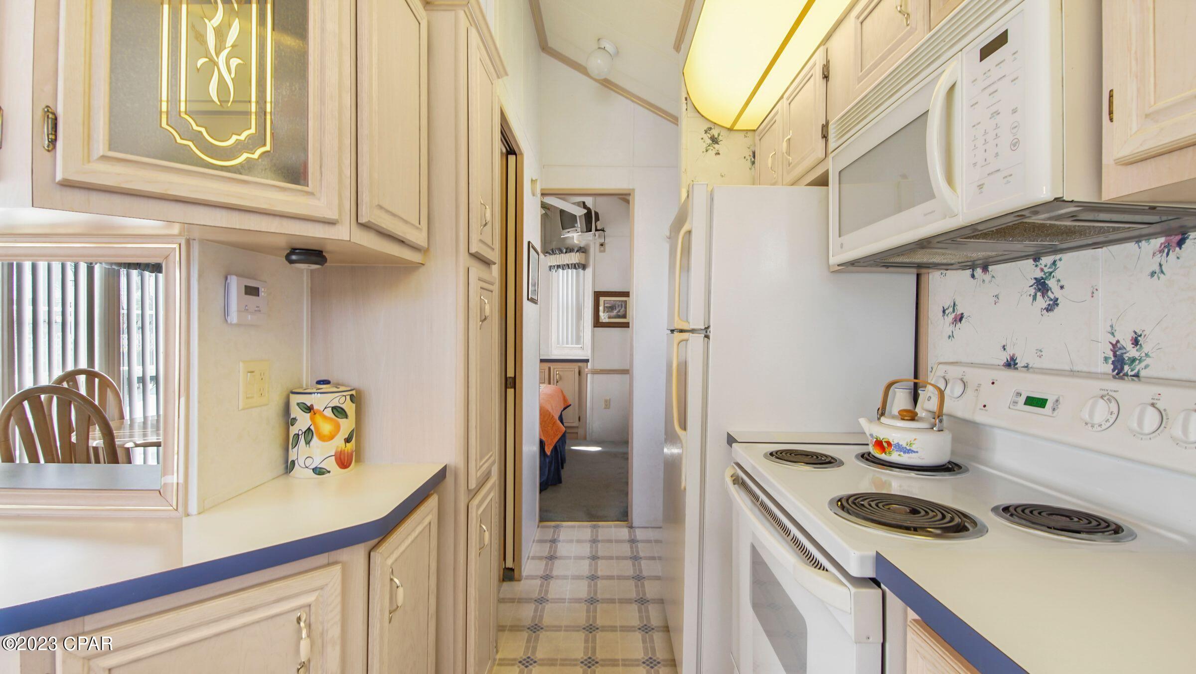 Emerald Pointe Resort - Residential