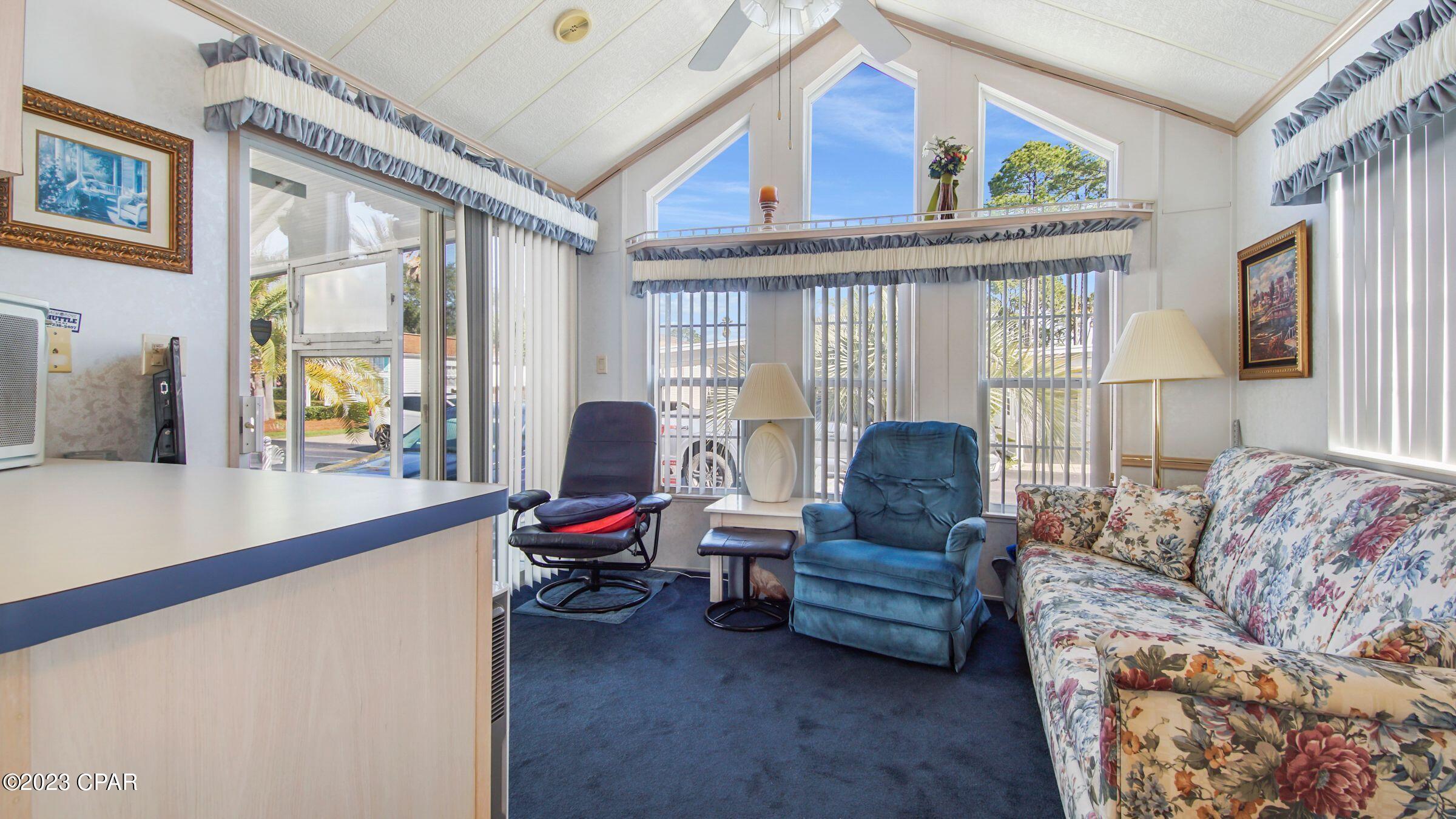 Emerald Pointe Resort - Residential