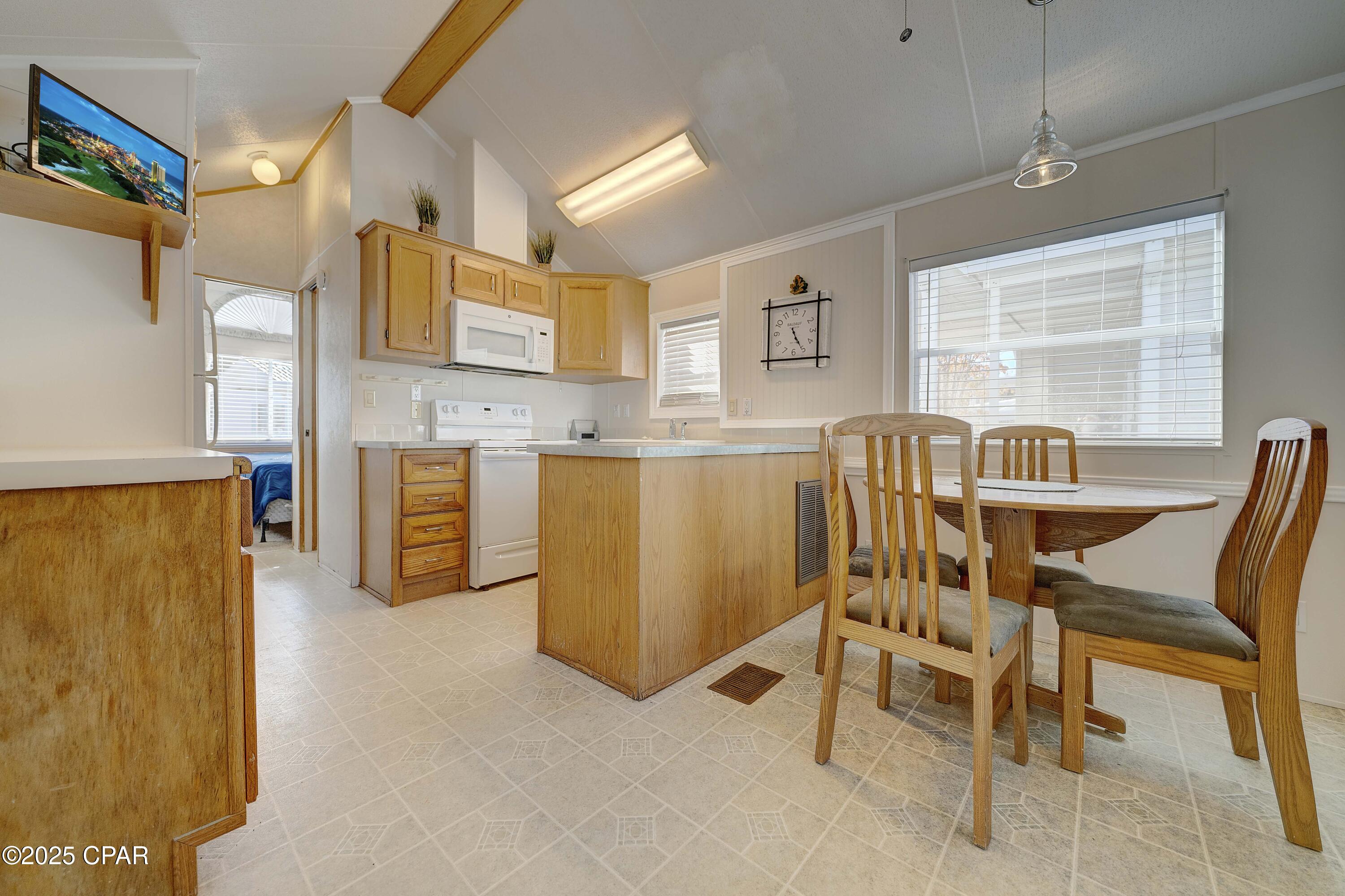 Emerald Pointe Resort - Residential